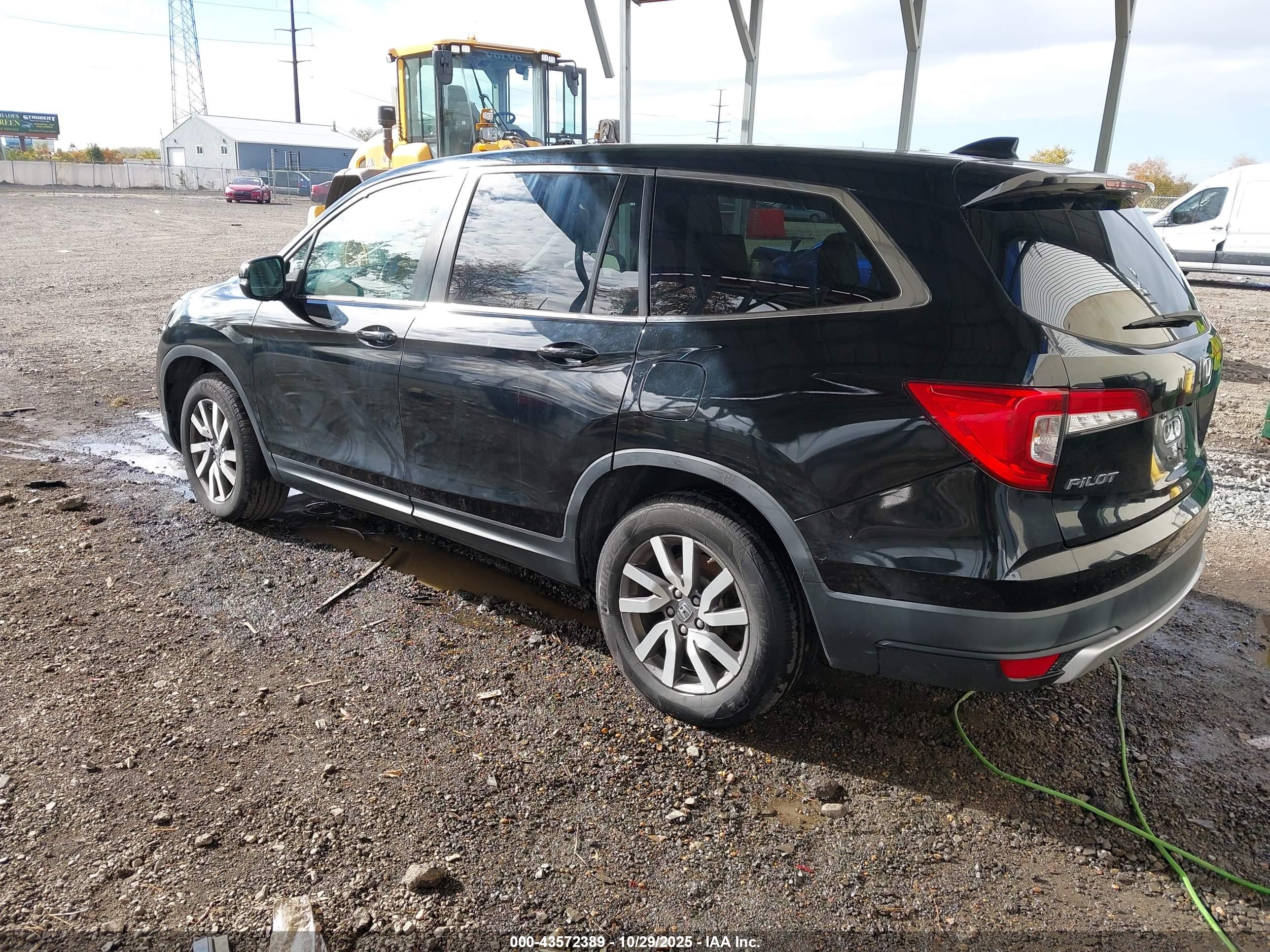 HONDA PILOT image 3