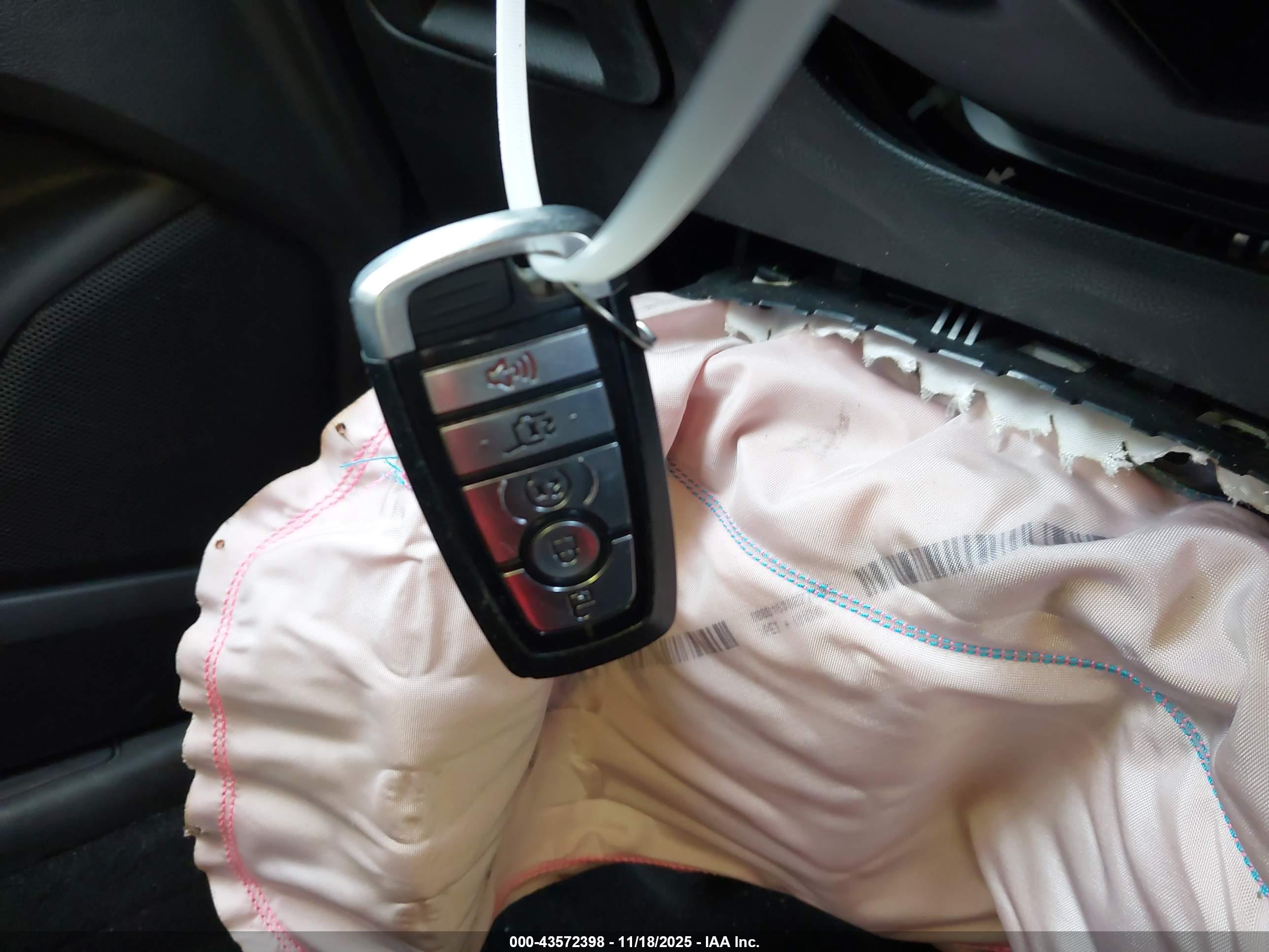 FORD EDGE image 11