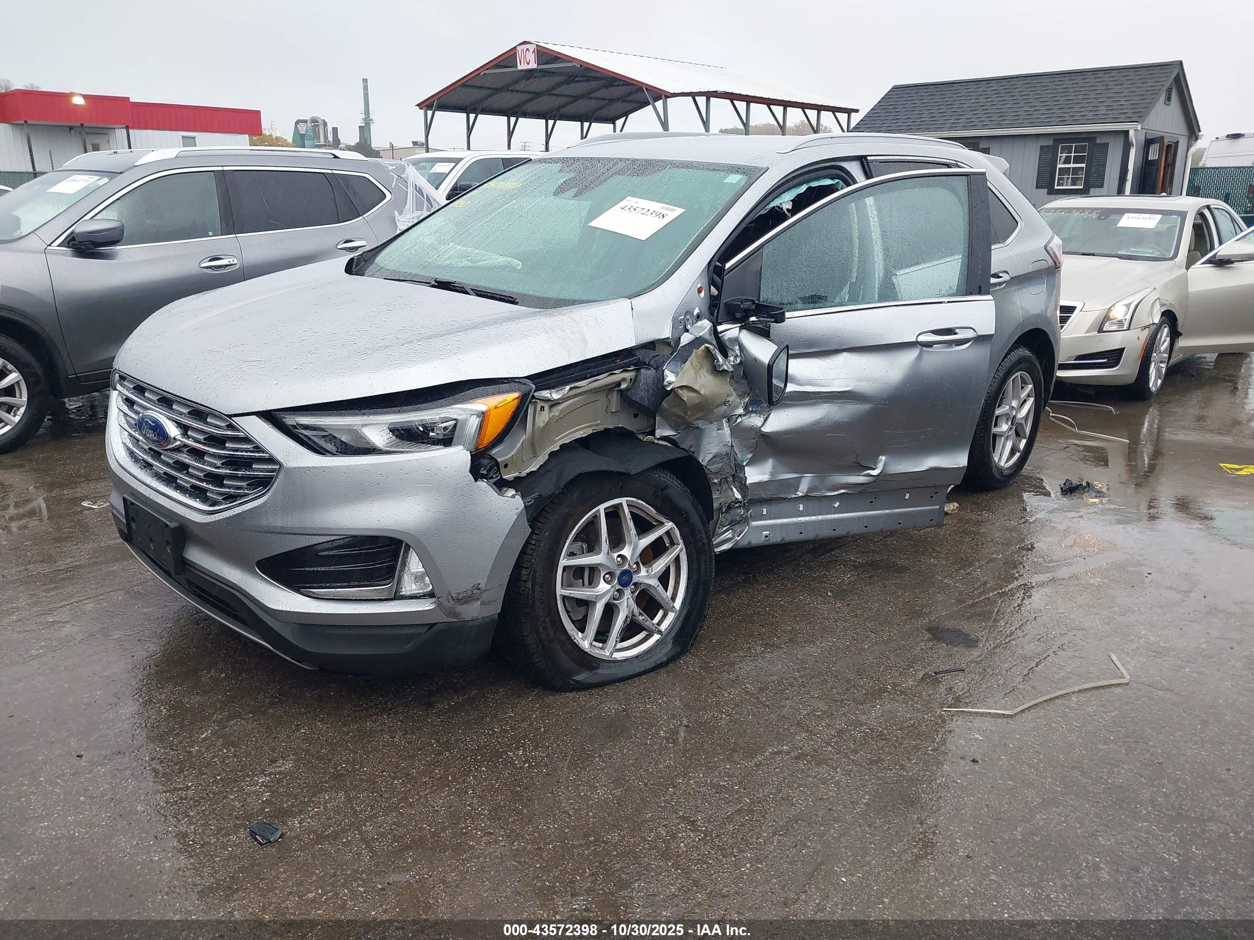 FORD EDGE image 2