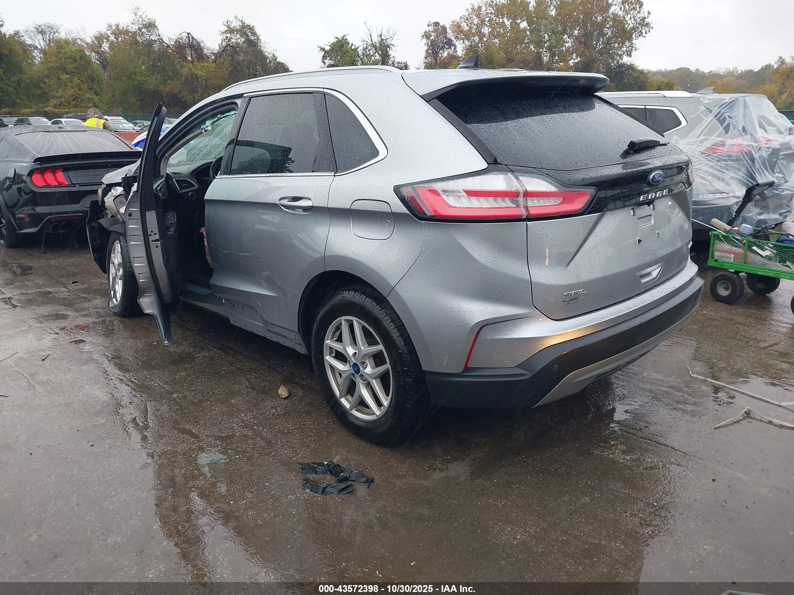 FORD EDGE image 3