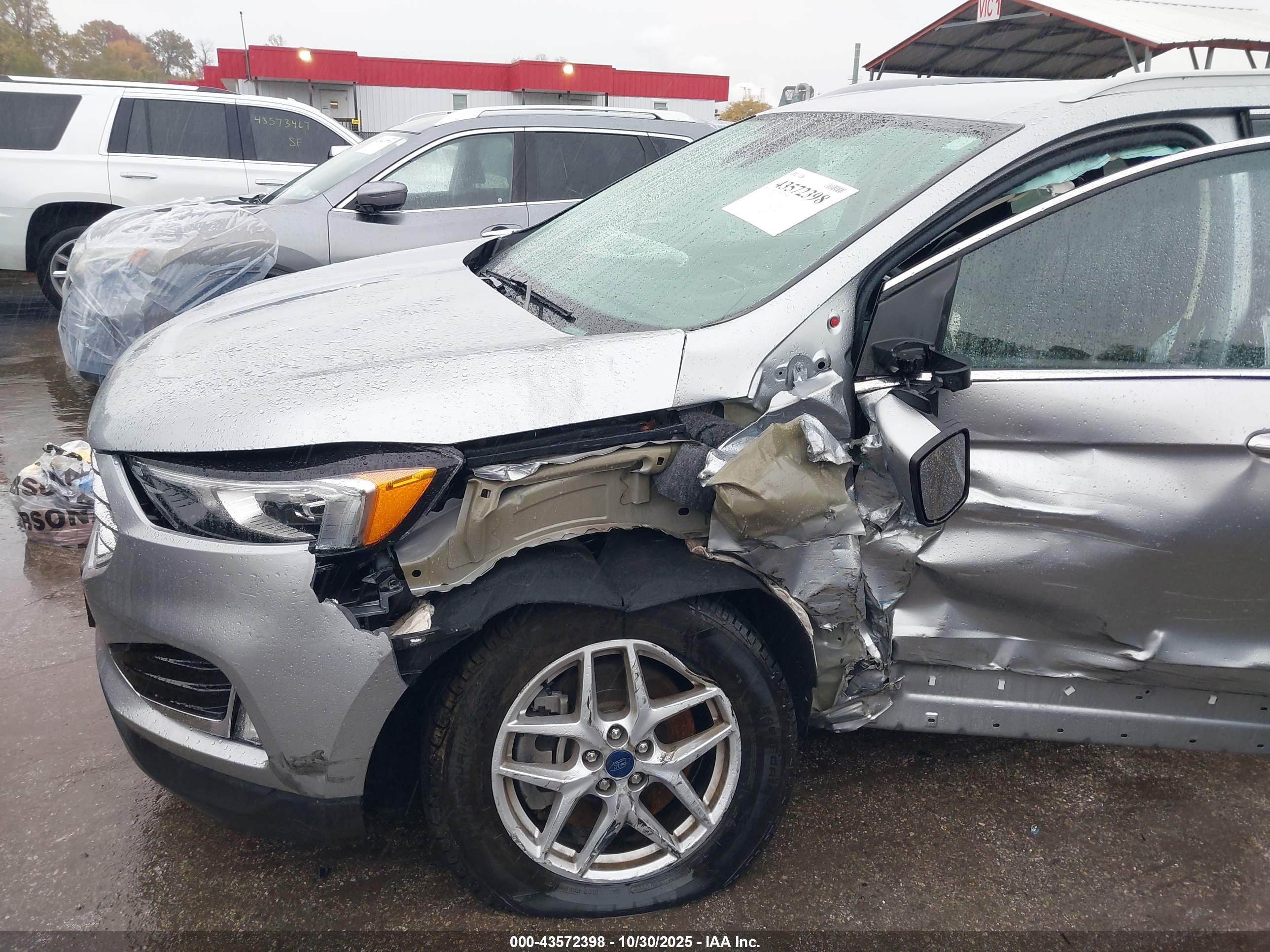 FORD EDGE image 6