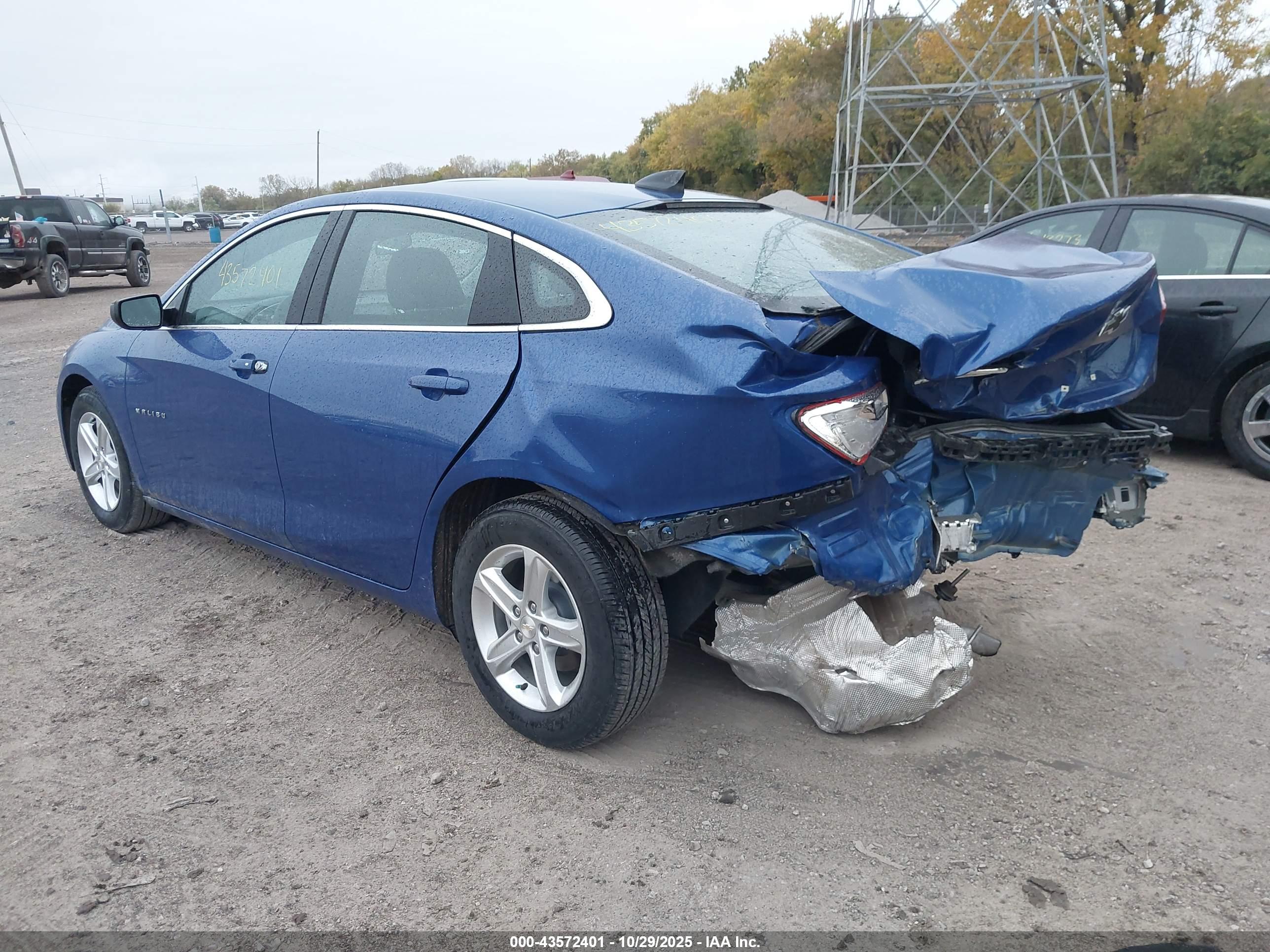 CHEVROLET MALIBU image 3