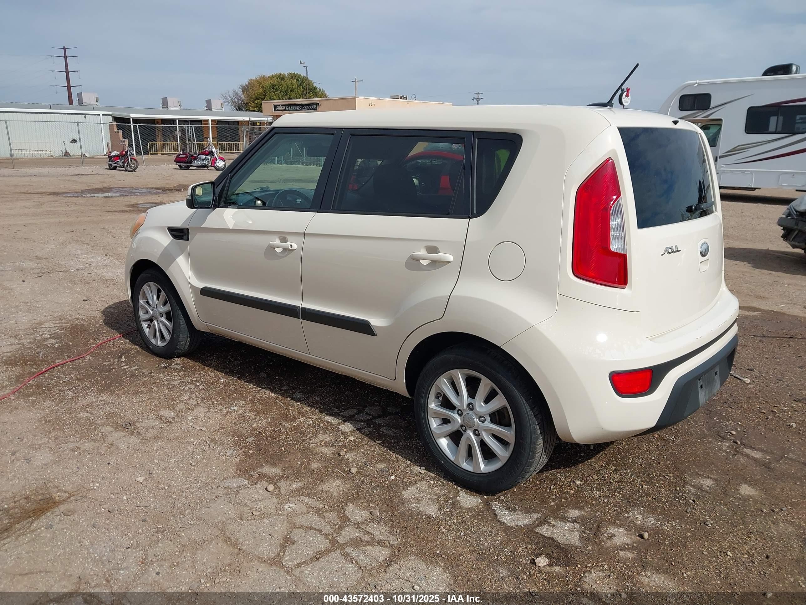 KIA SOUL image 3