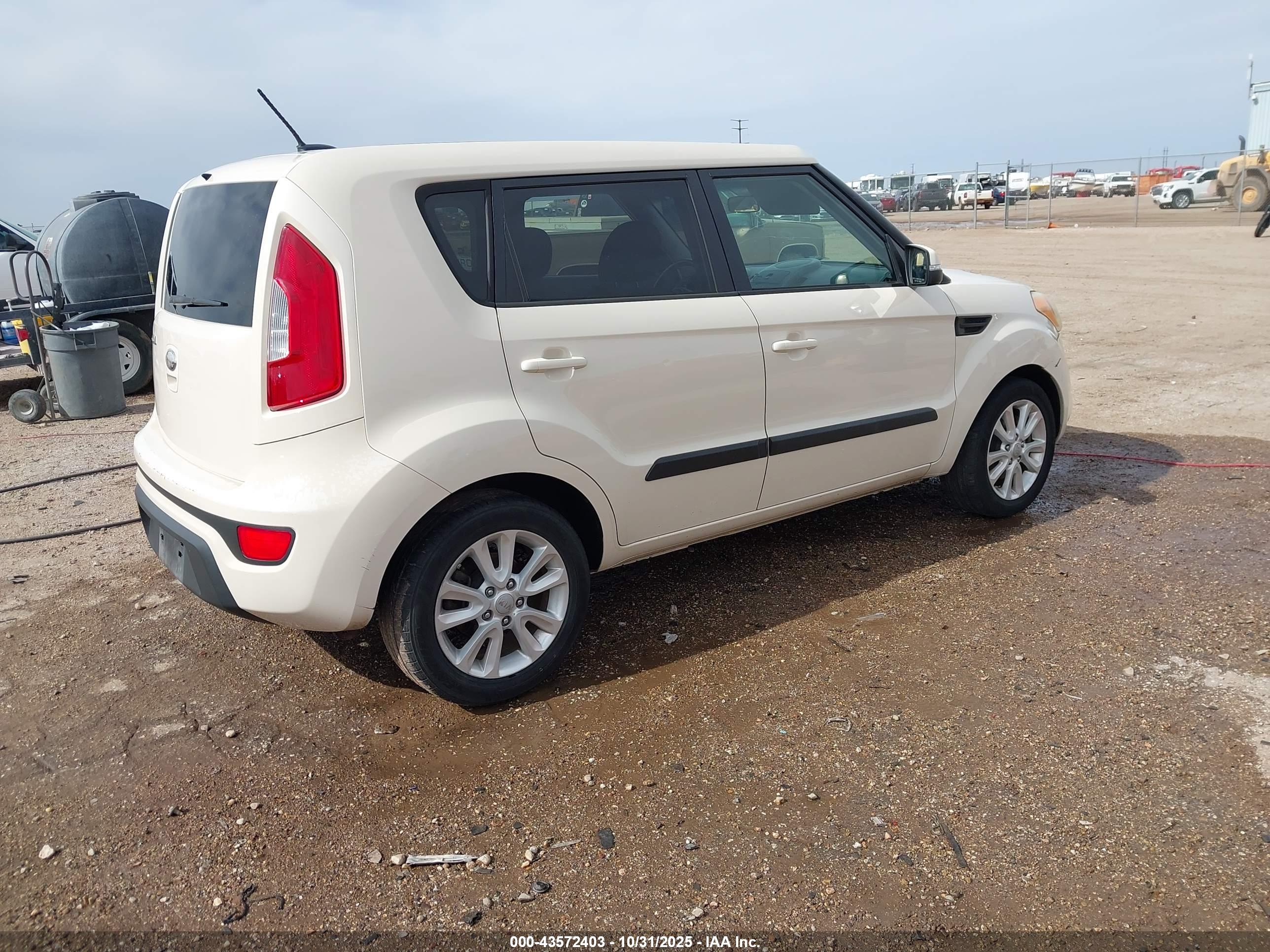 KIA SOUL image 4