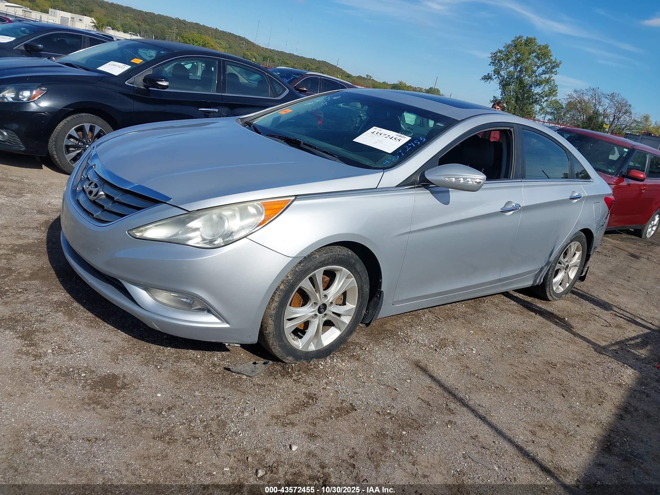 HYUNDAI SONATA image 2