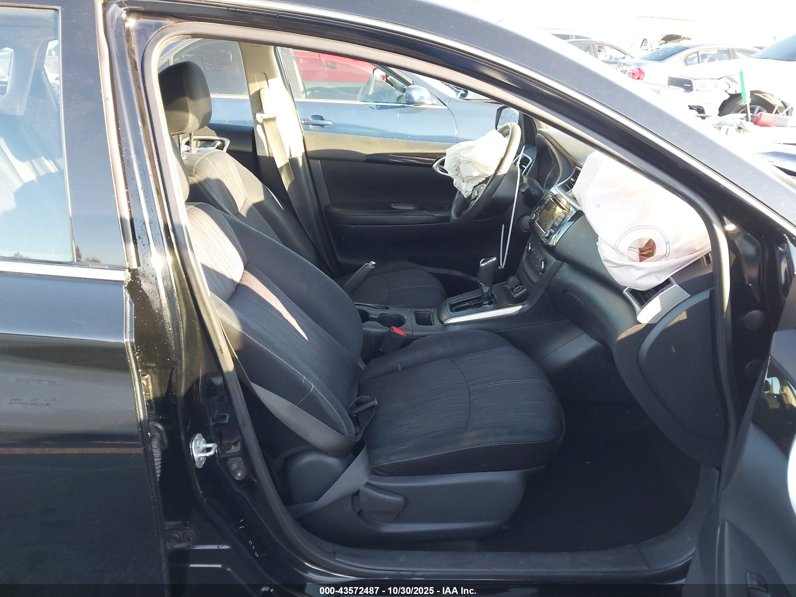 NISSAN SENTRA image 5