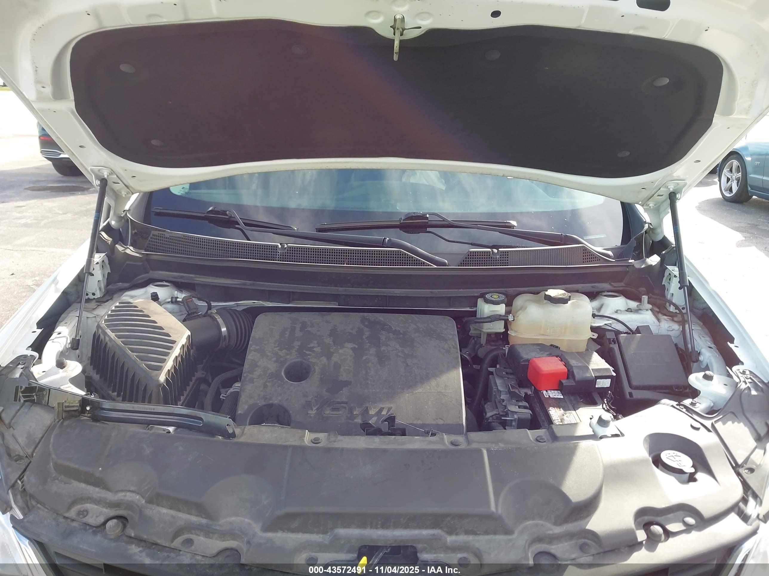CHEVROLET TRAVERSE image 10