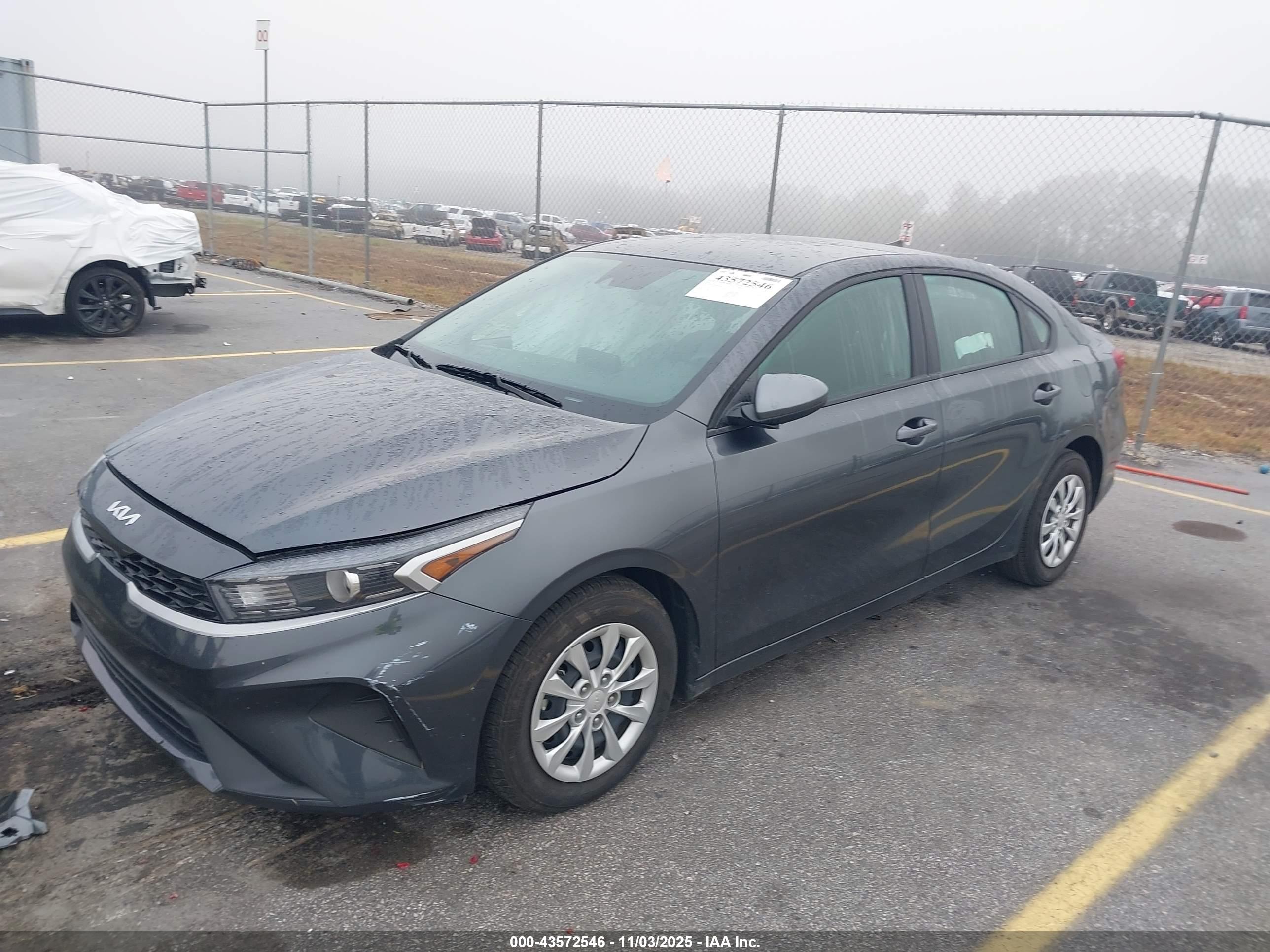 KIA FORTE image 2