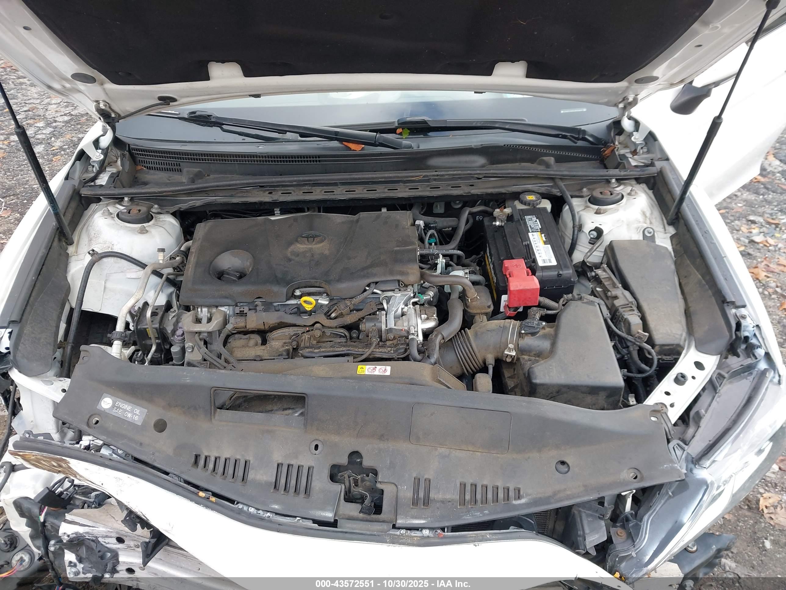 TOYOTA CAMRY image 10