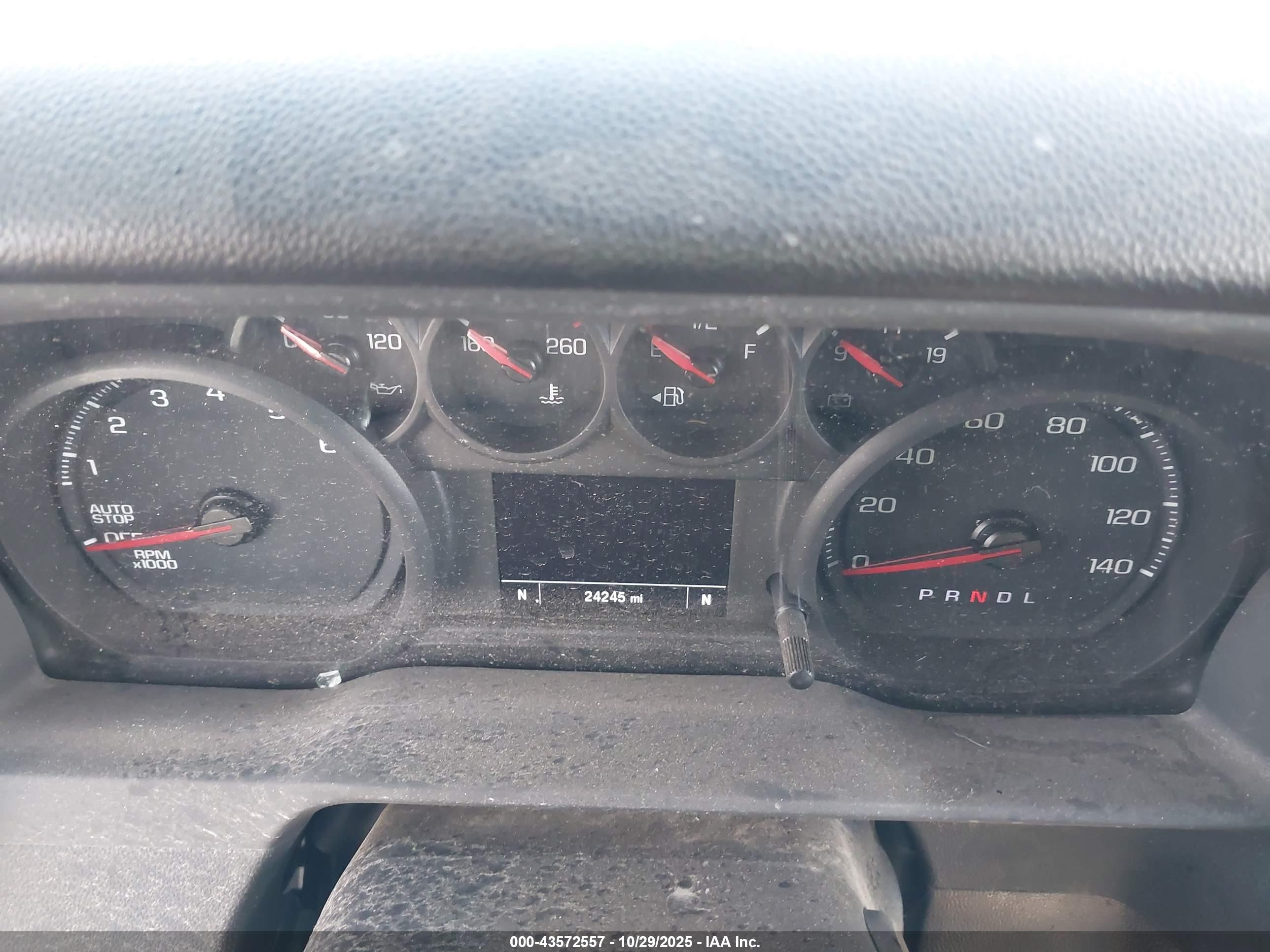 CHEVROLET SILVERADO image 7