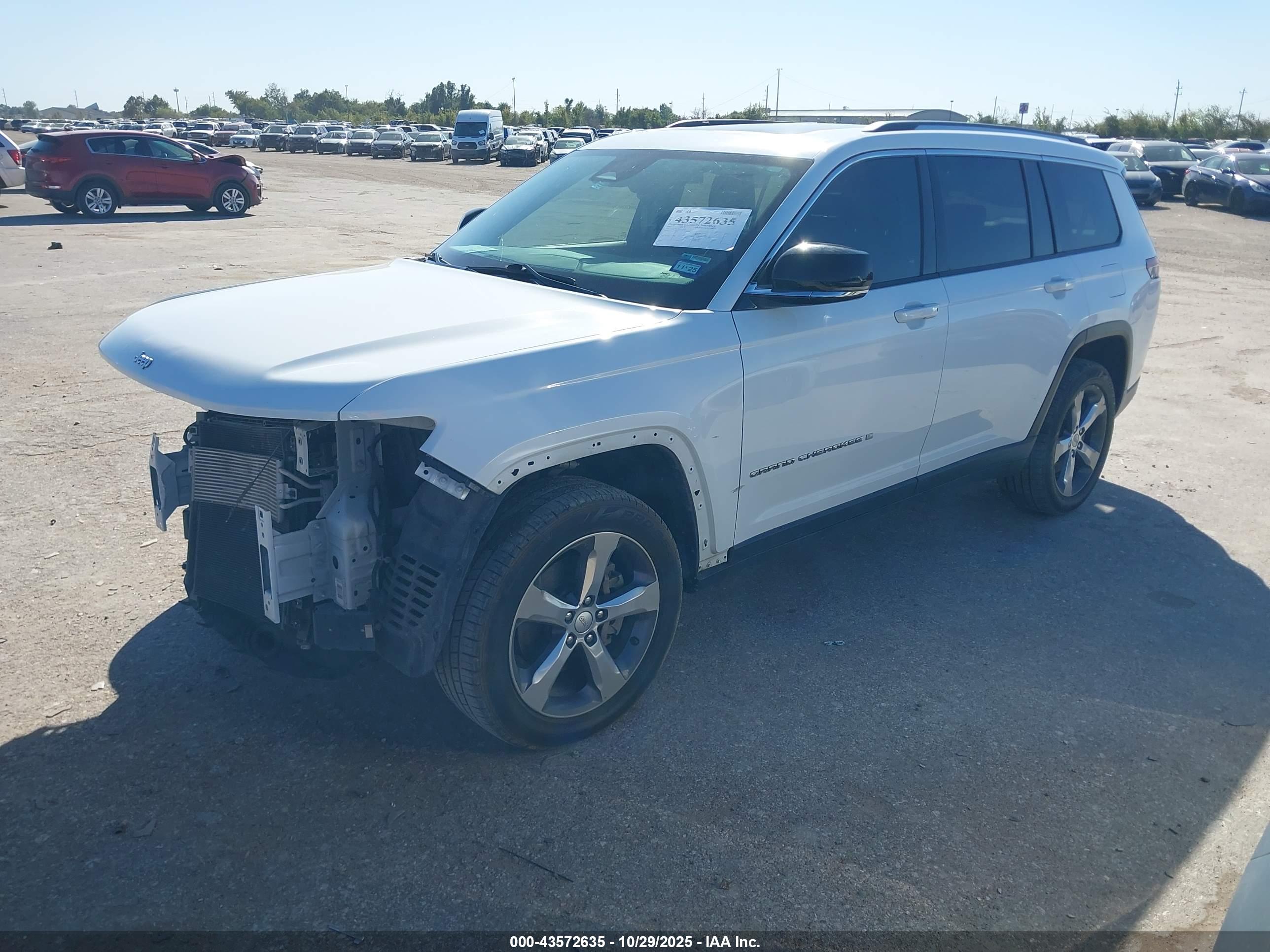JEEP GRAND image 2