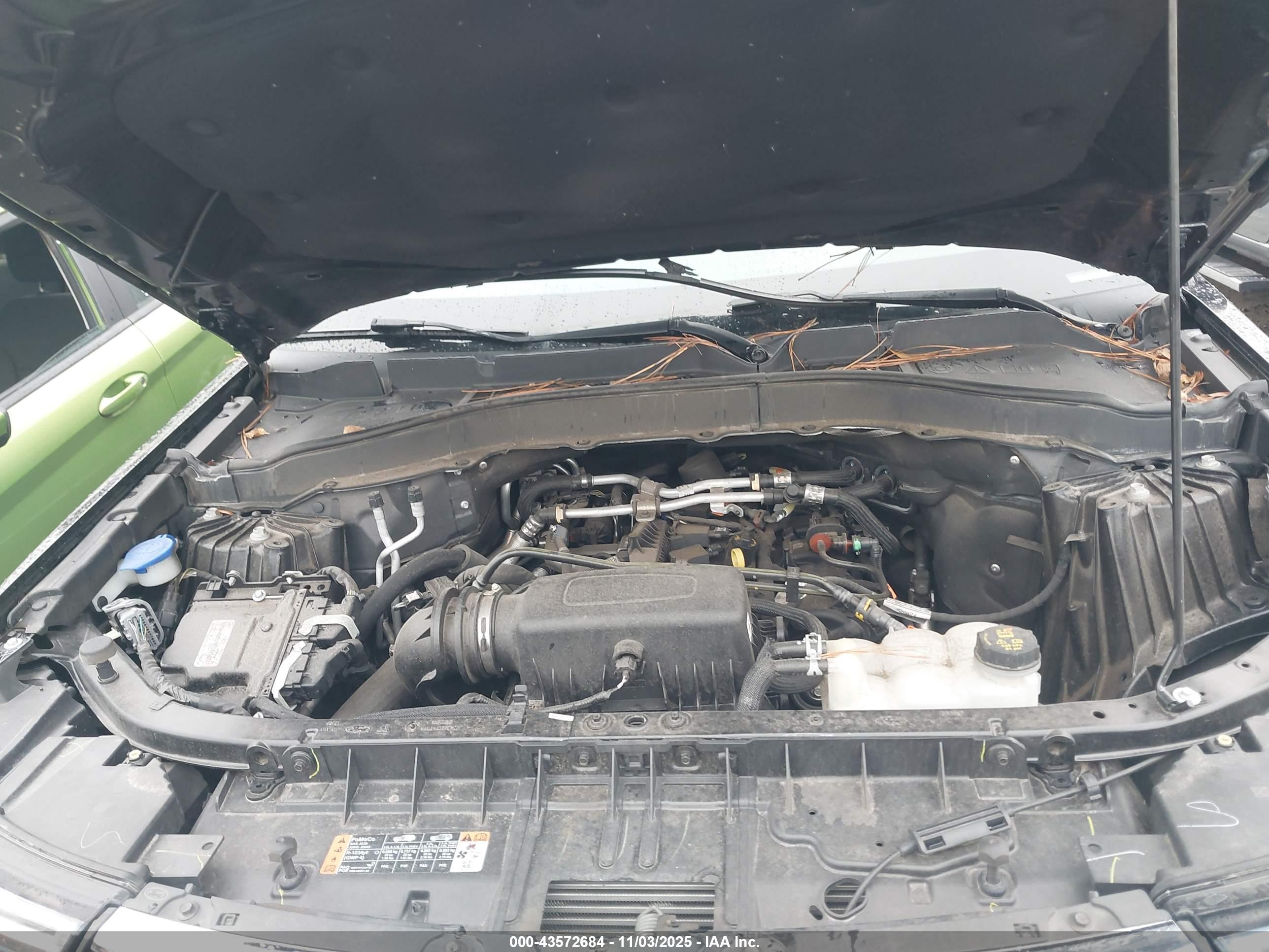 FORD EXPLORER image 10