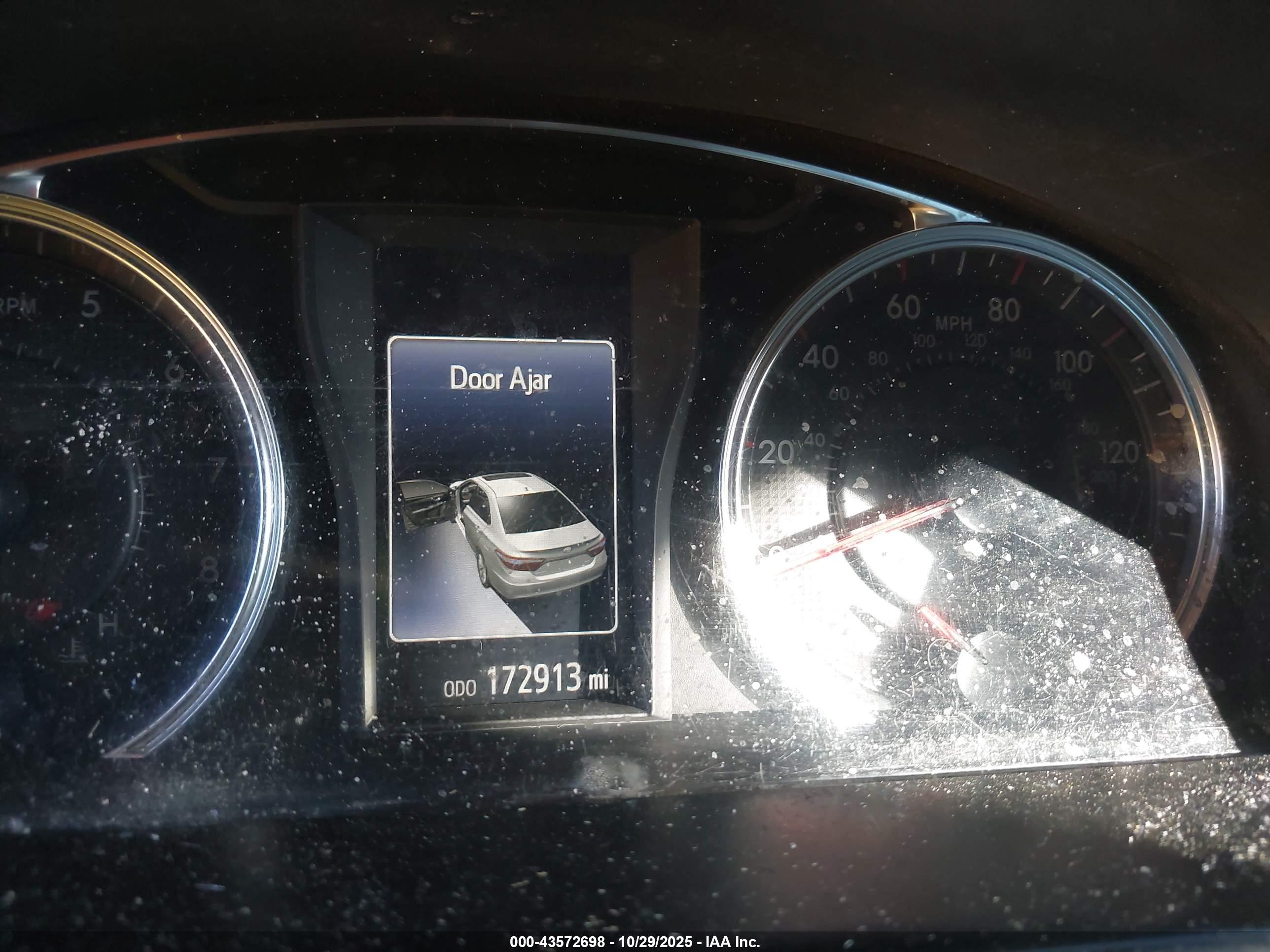 TOYOTA CAMRY image 7