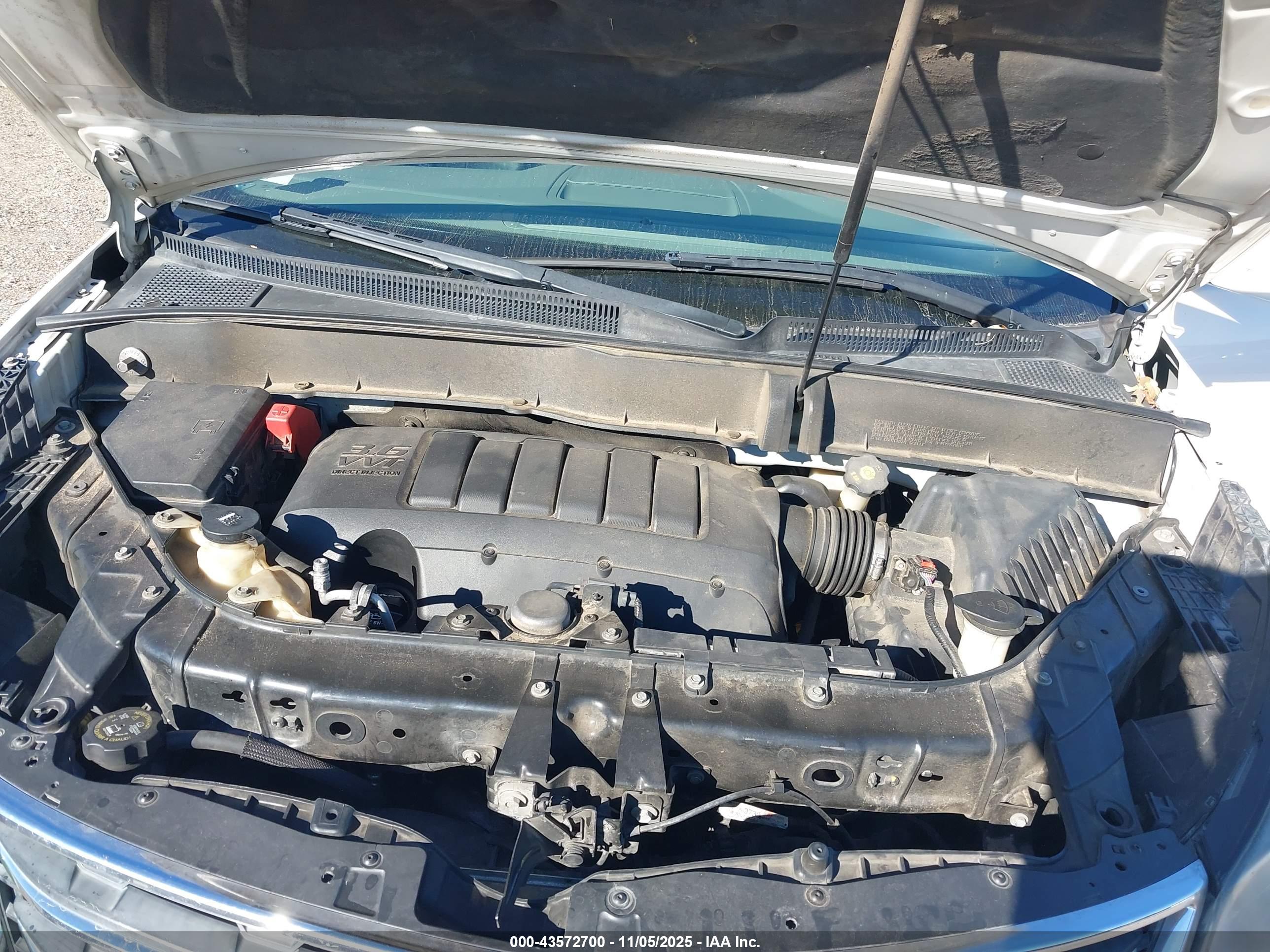 CHEVROLET TRAVERSE image 10