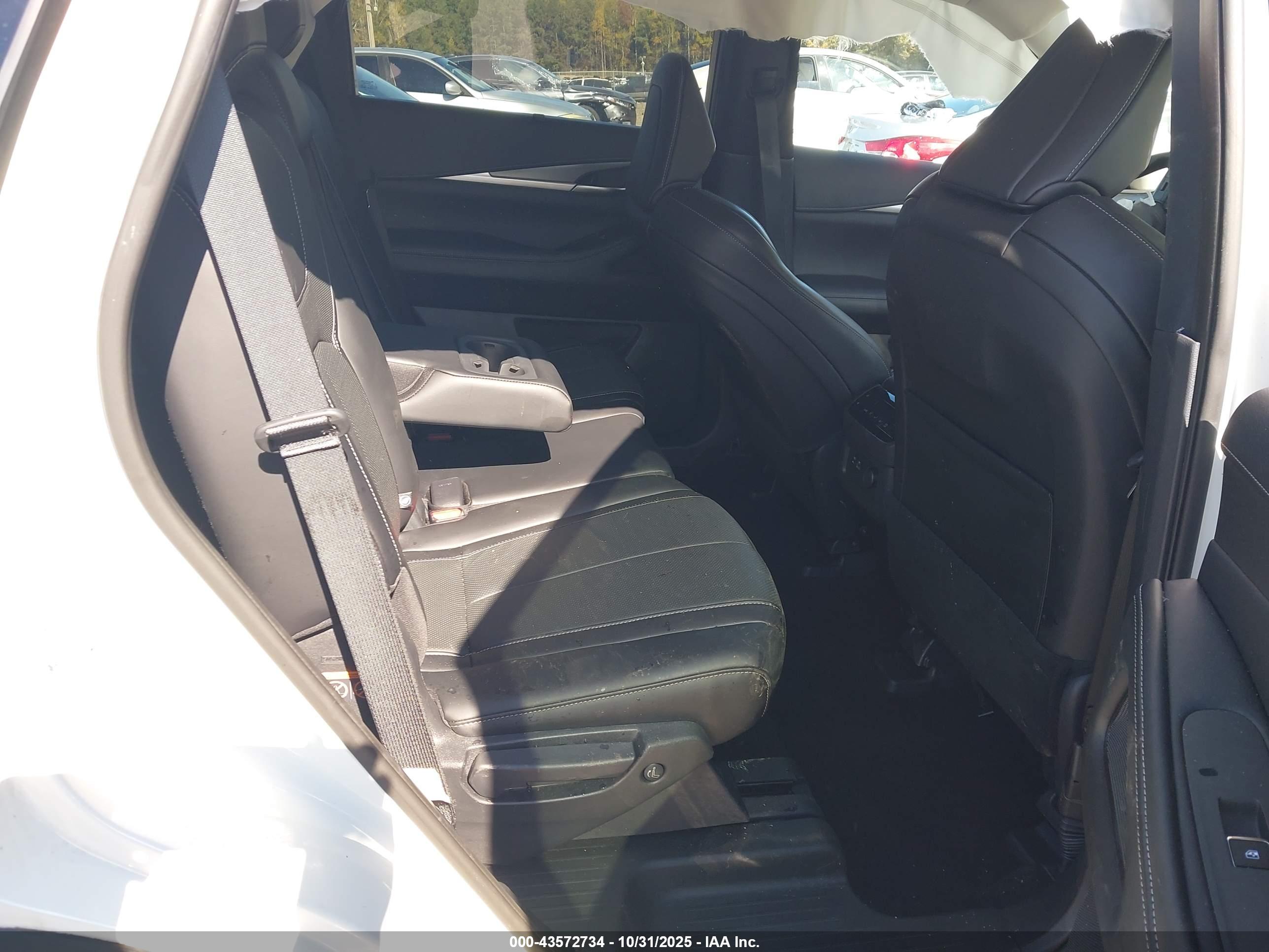 INFINITI QX60 image 8