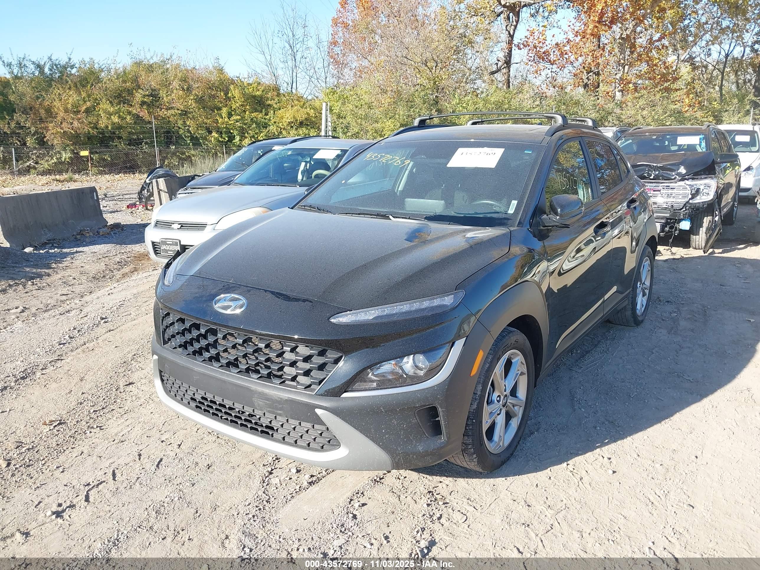 HYUNDAI KONA image 2