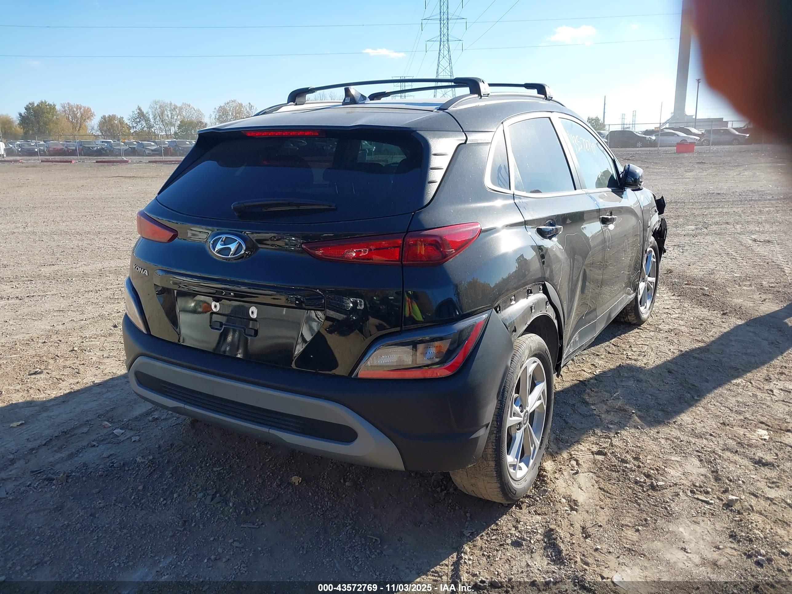 HYUNDAI KONA image 4