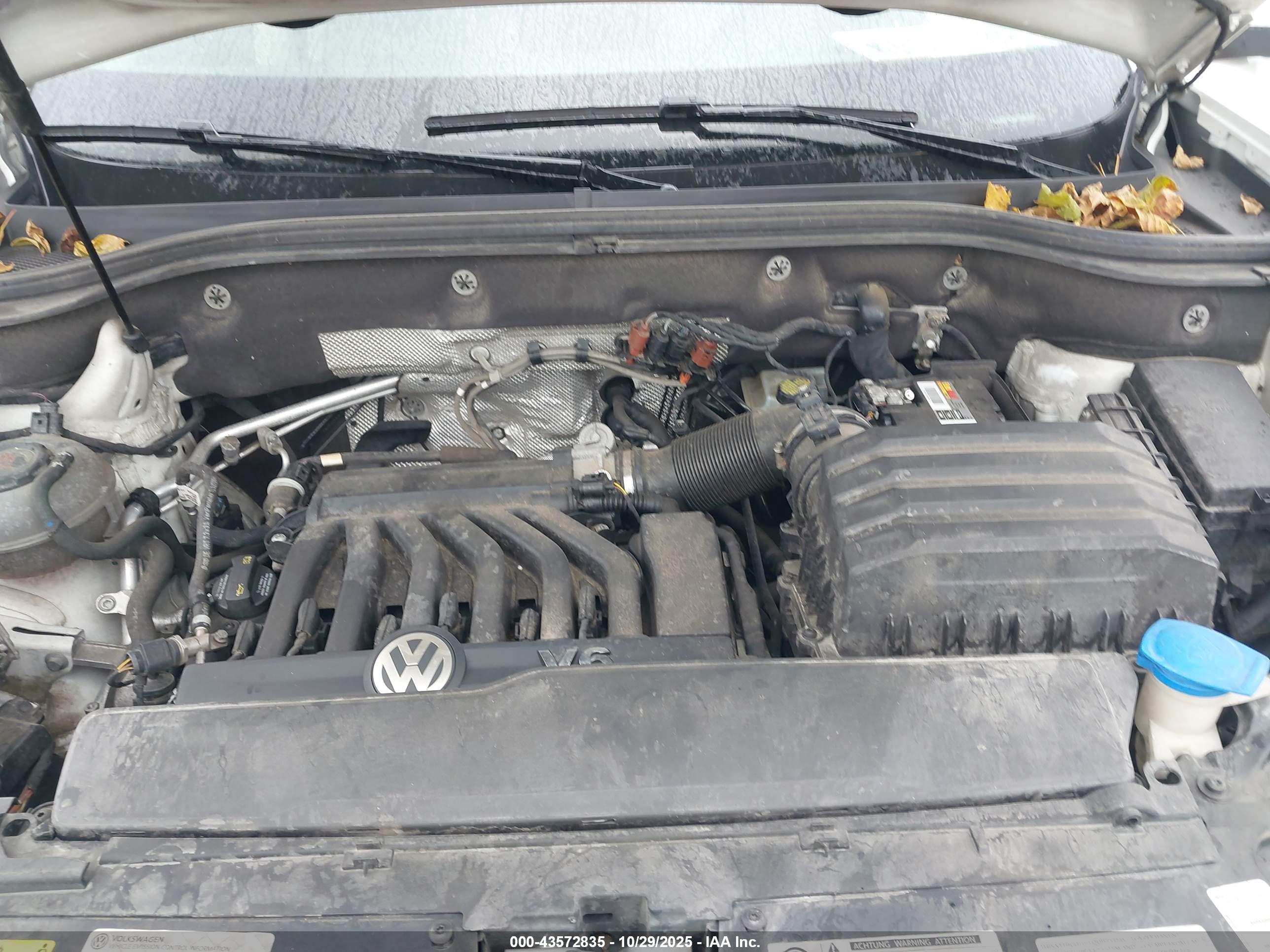 VOLKSWAGEN ATLAS image 10