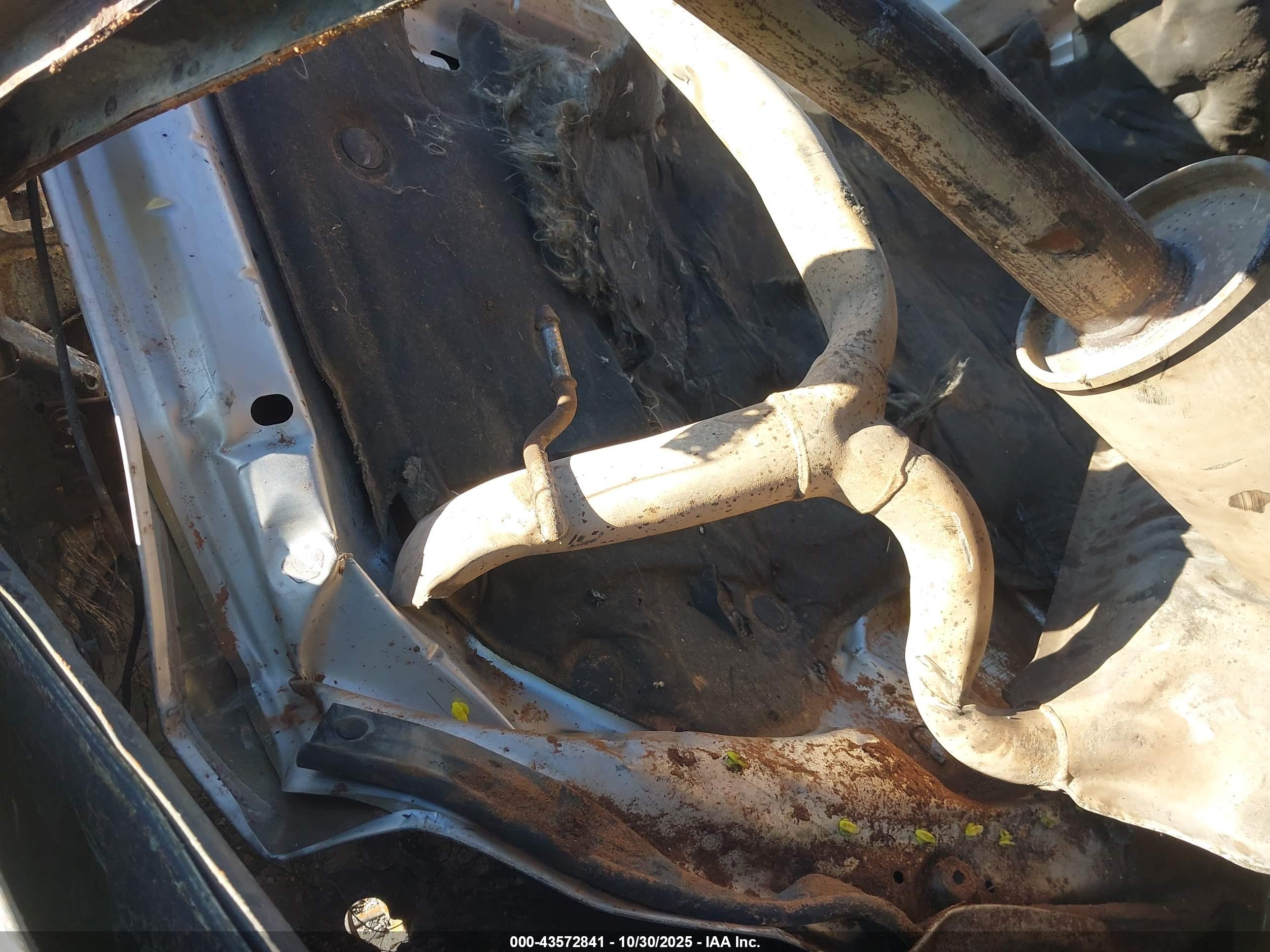FORD FUSION image 7