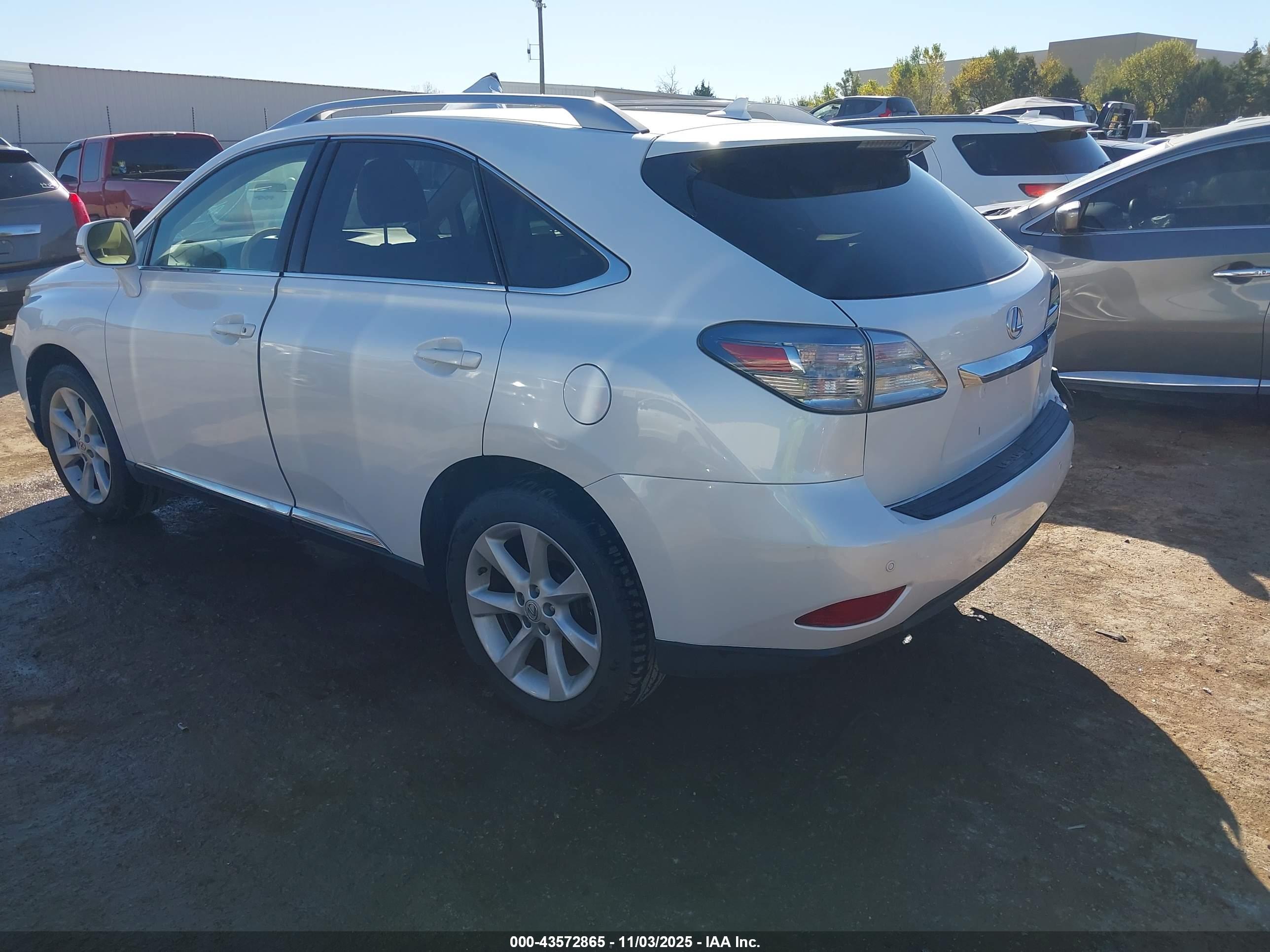 LEXUS RX image 3