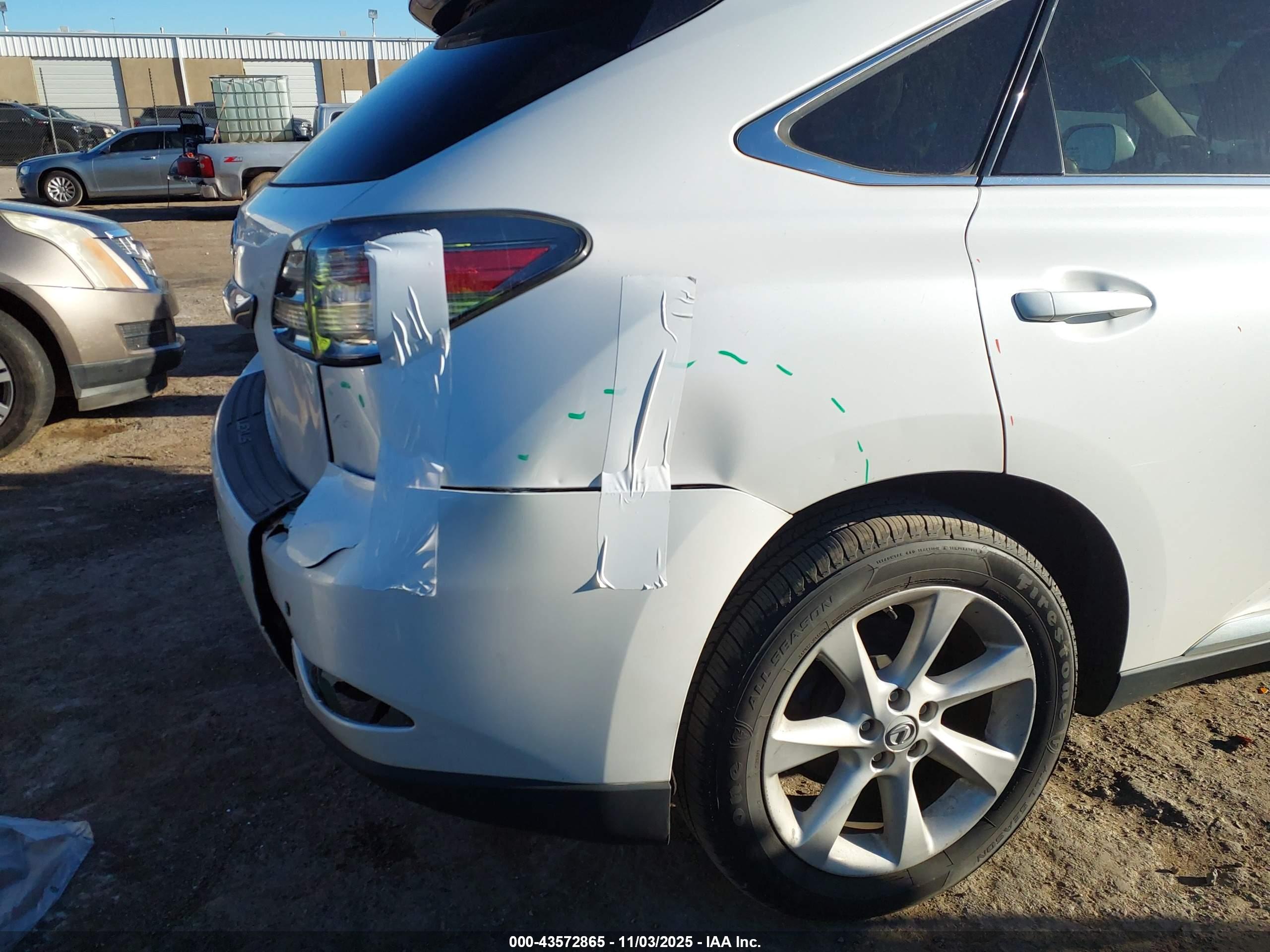 LEXUS RX image 6