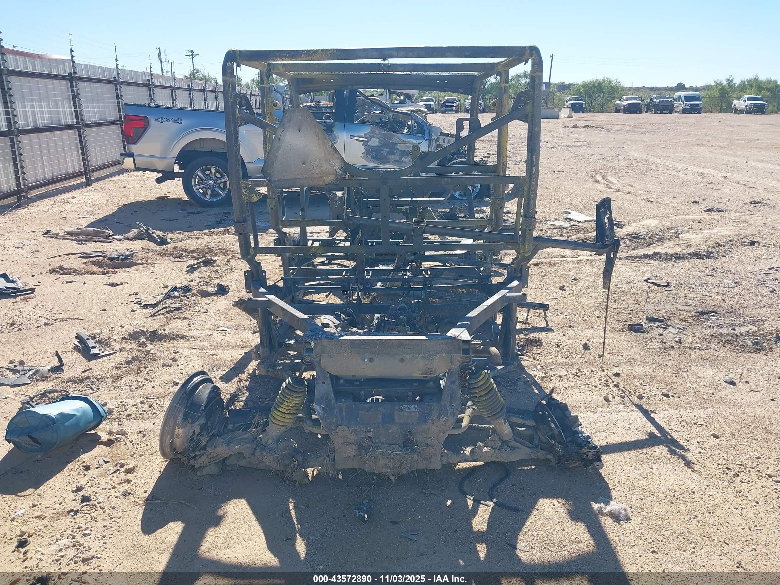 CAN-AM DEFENDER image 6