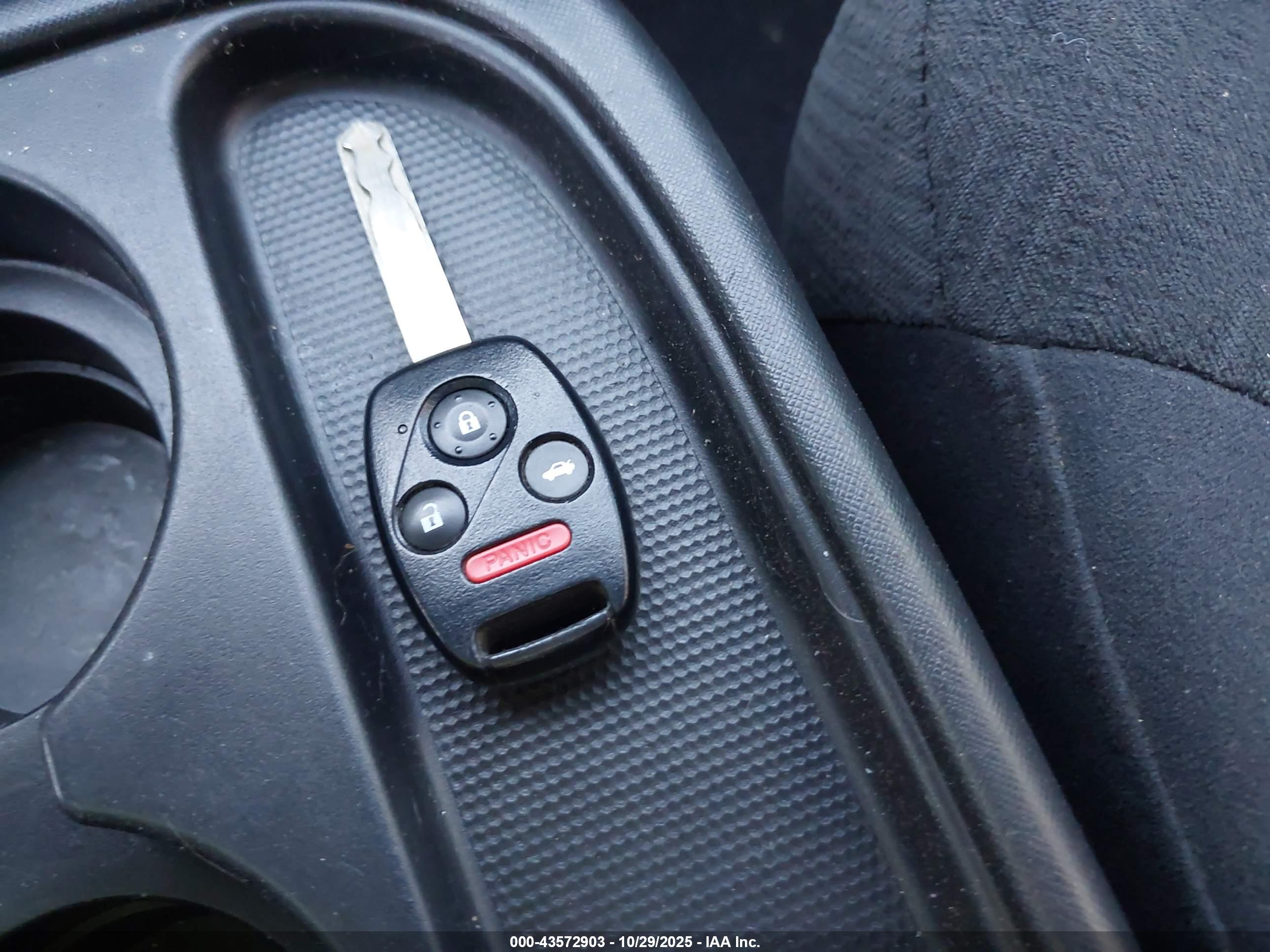 HONDA CR-V image 11