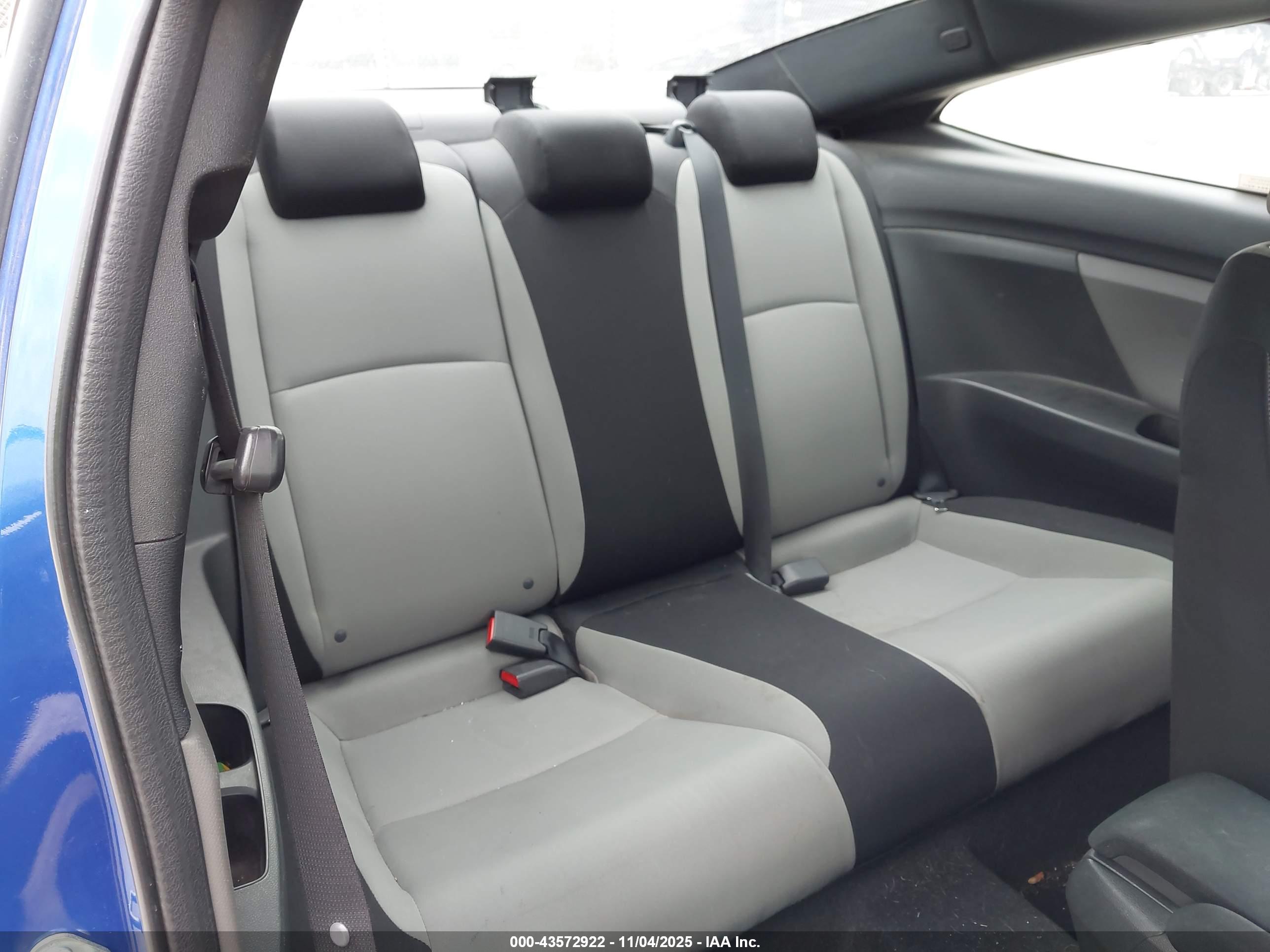 HONDA CIVIC image 8