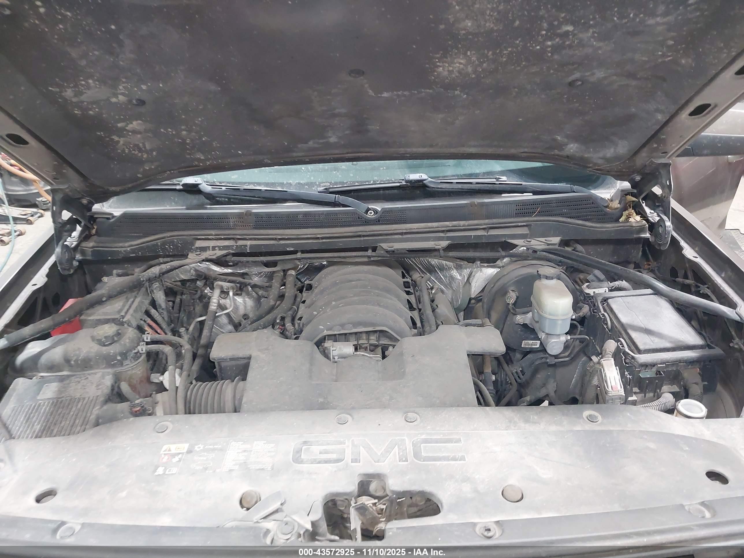 GMC SIERRA image 10