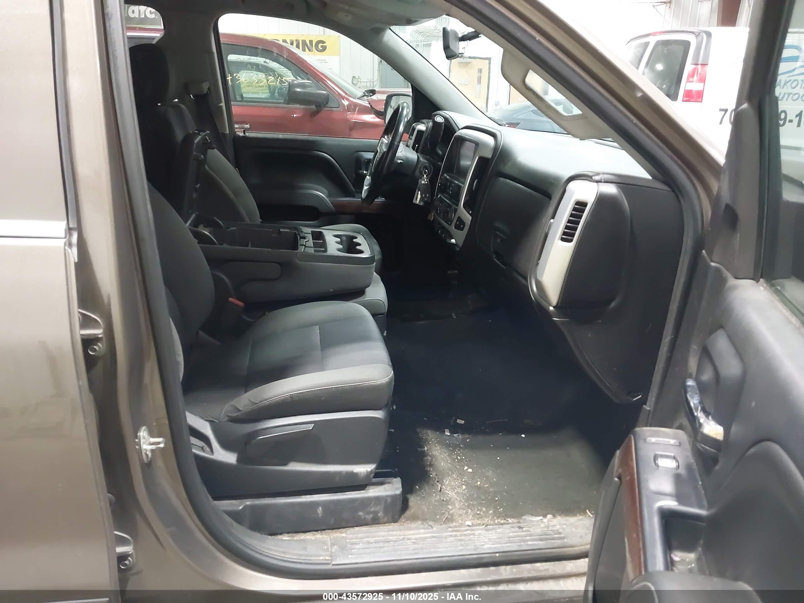 GMC SIERRA image 5