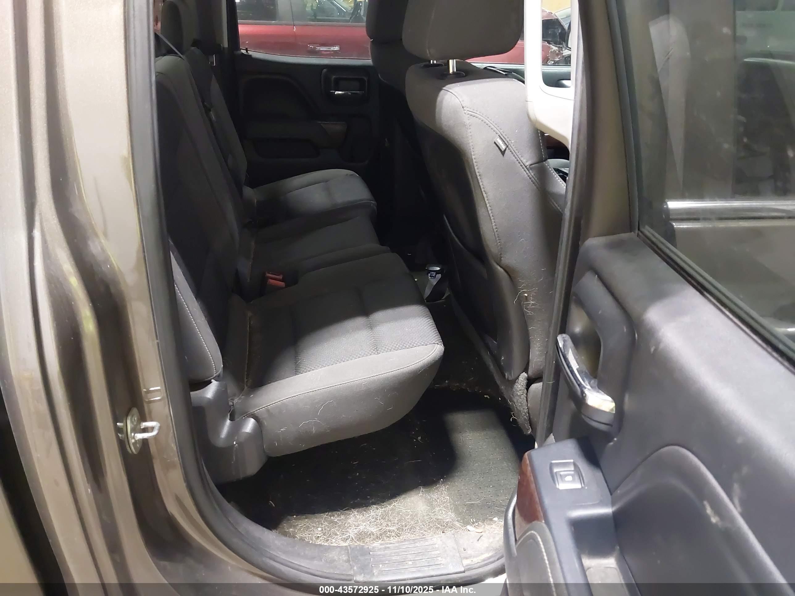 GMC SIERRA image 8