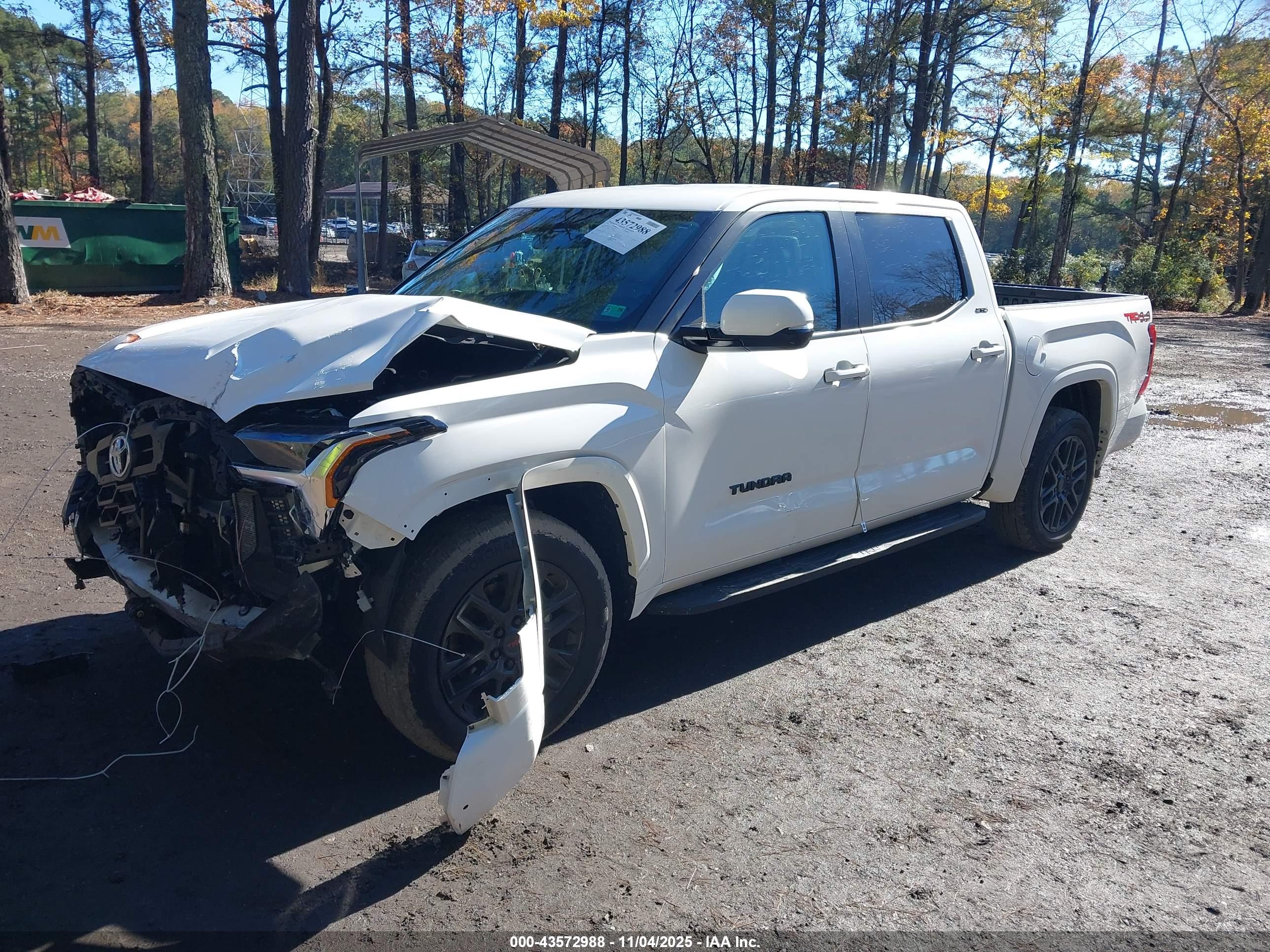 TOYOTA TUNDRA image 2