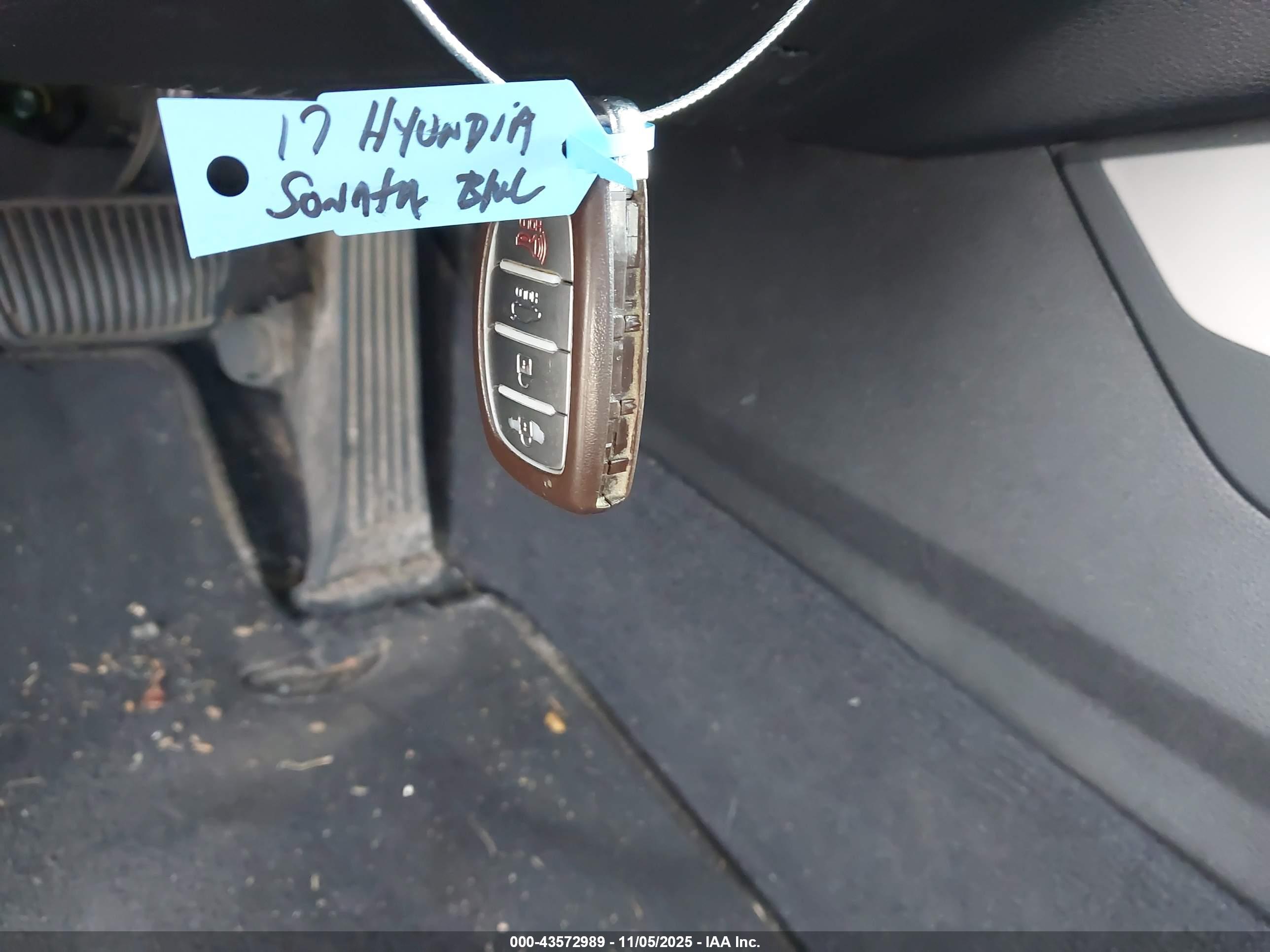 HYUNDAI SONATA image 11