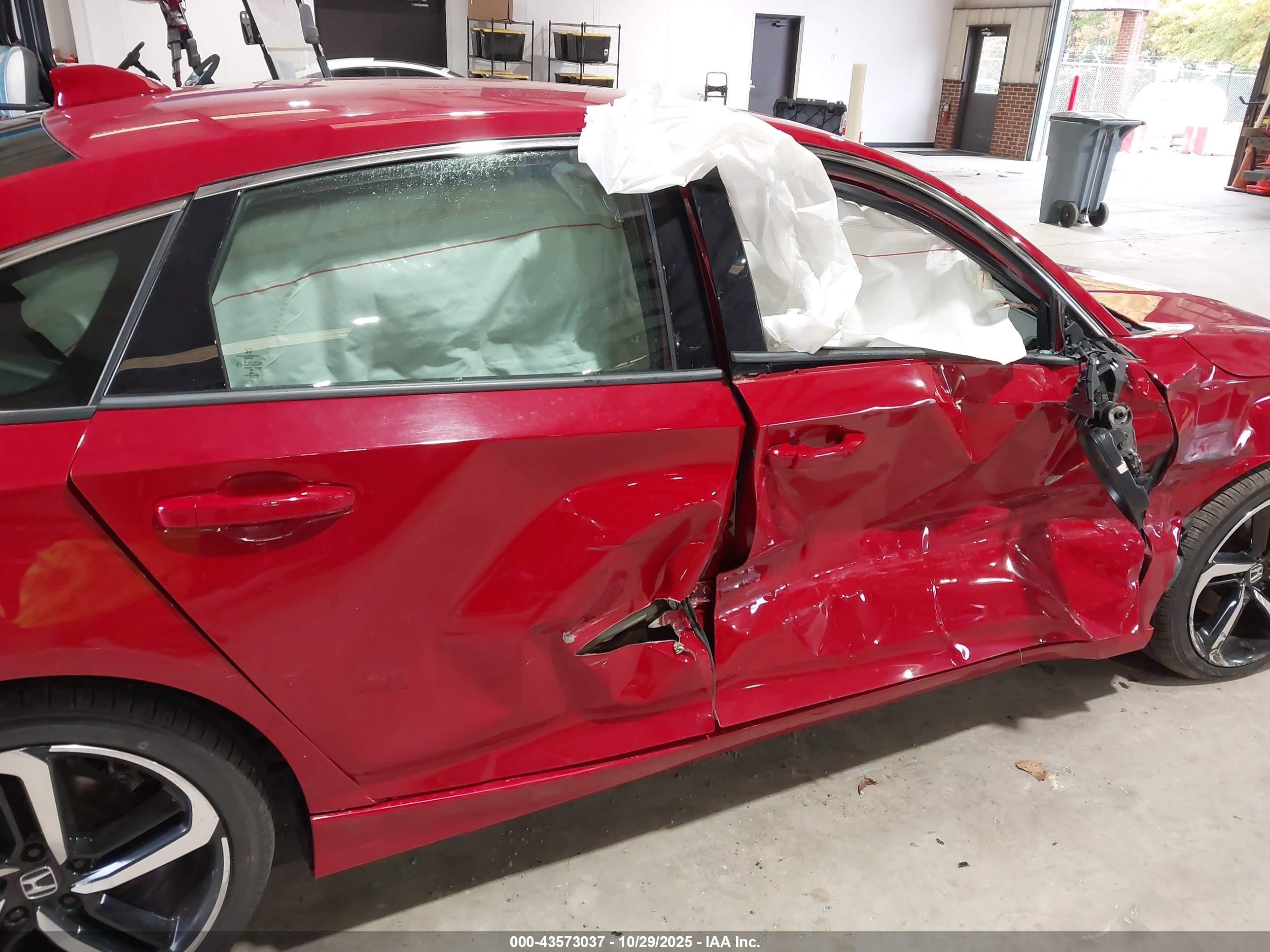 HONDA ACCORD image 6
