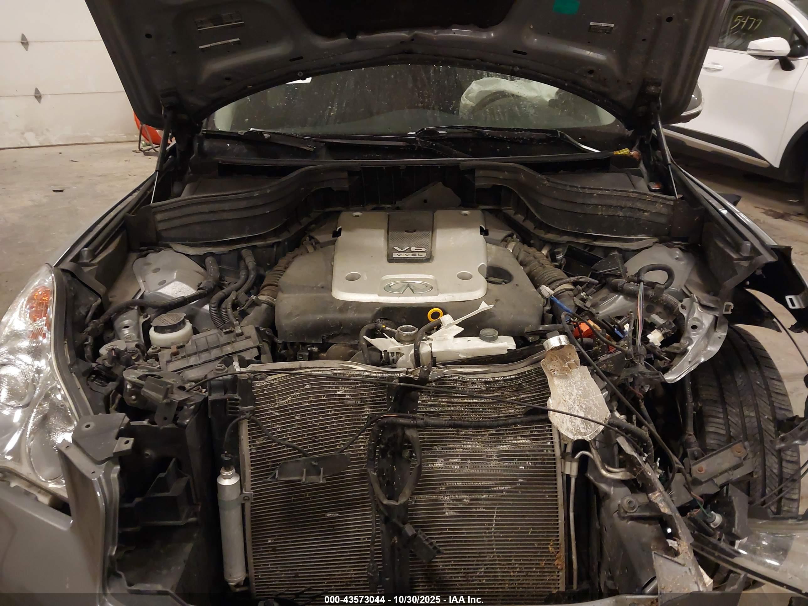 INFINITI QX50 image 10