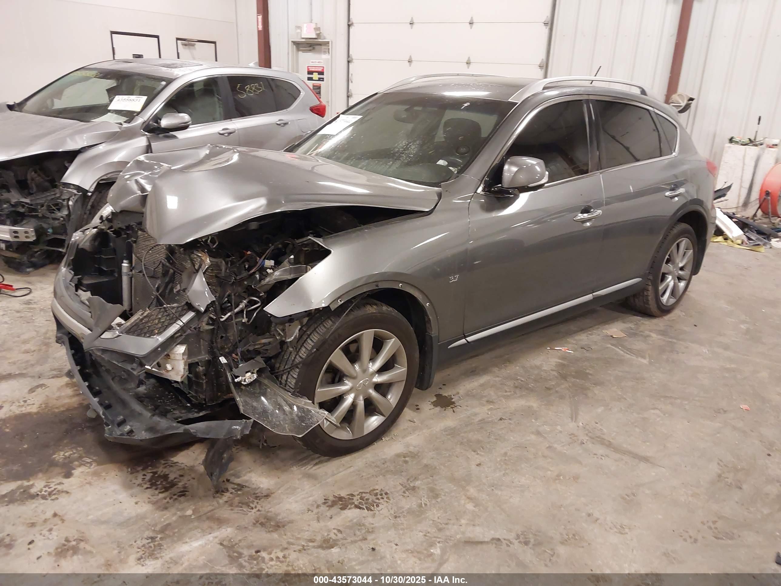 INFINITI QX50 image 2