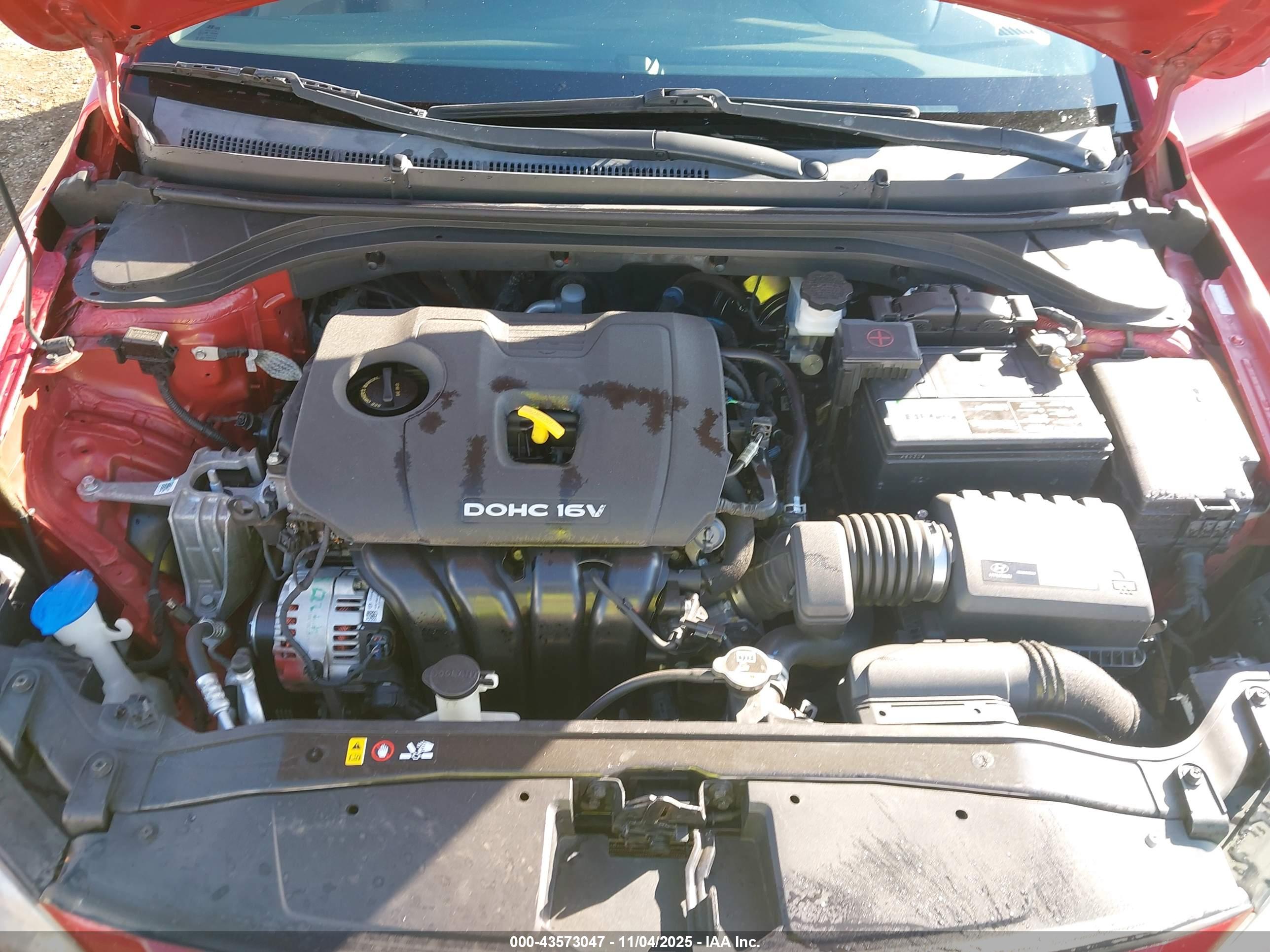HYUNDAI ELANTRA image 10