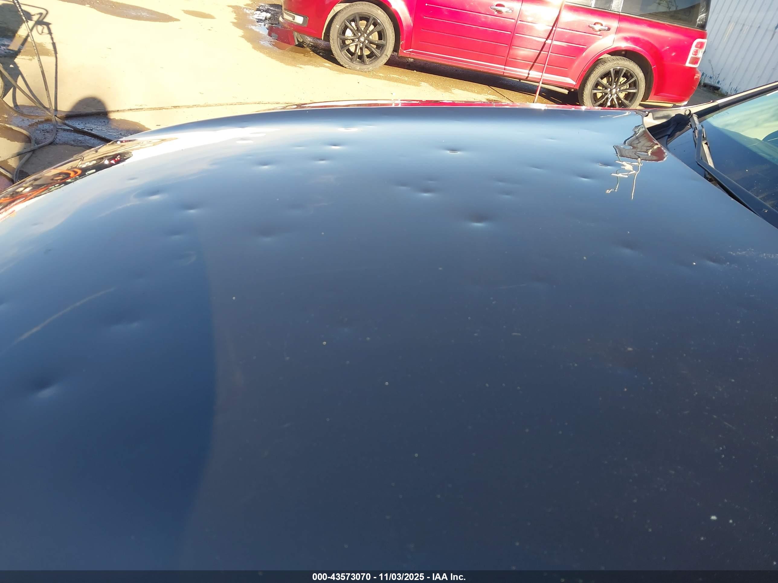 SUBARU OUTBACK image 6