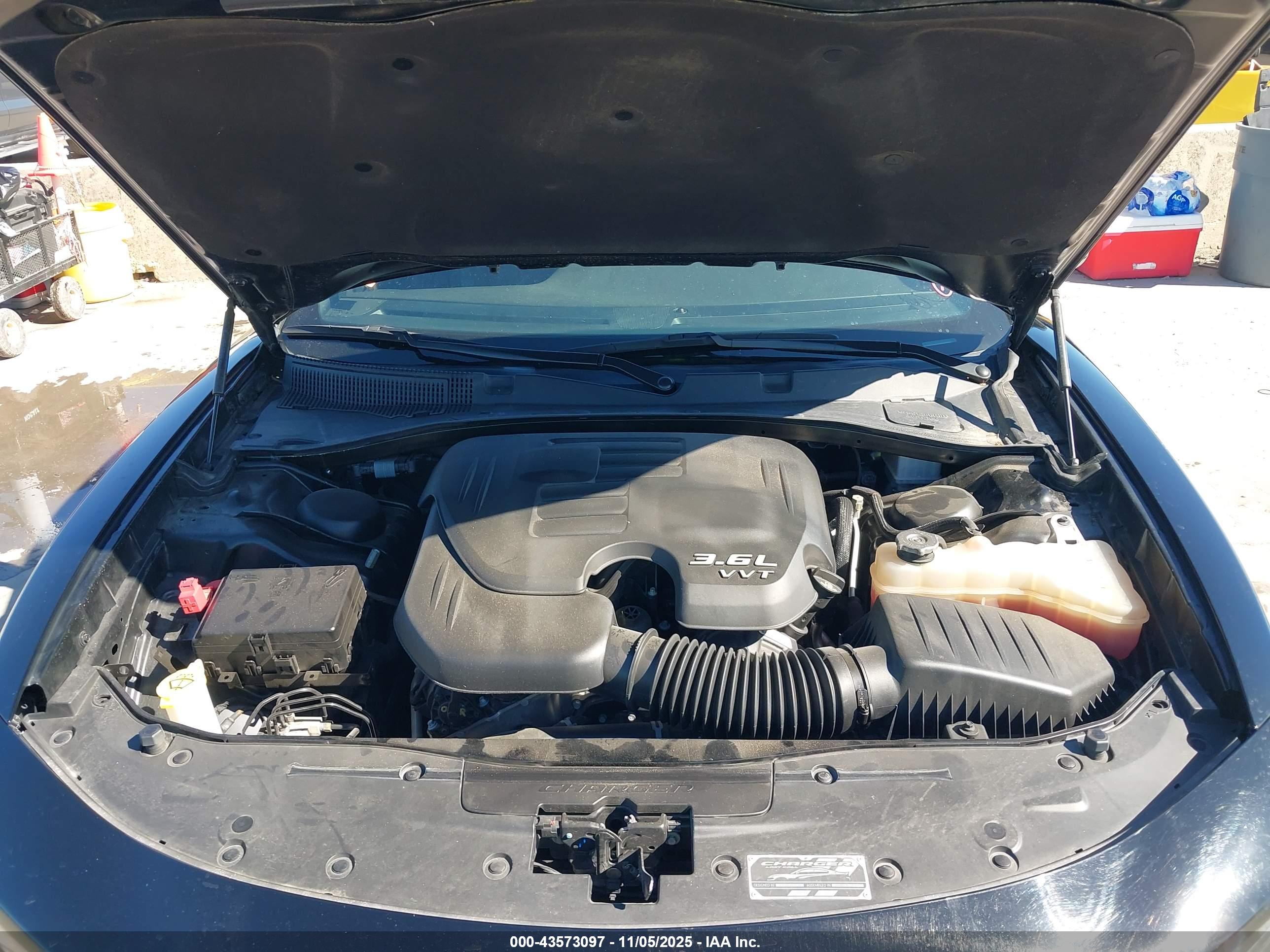 DODGE CHARGER image 10