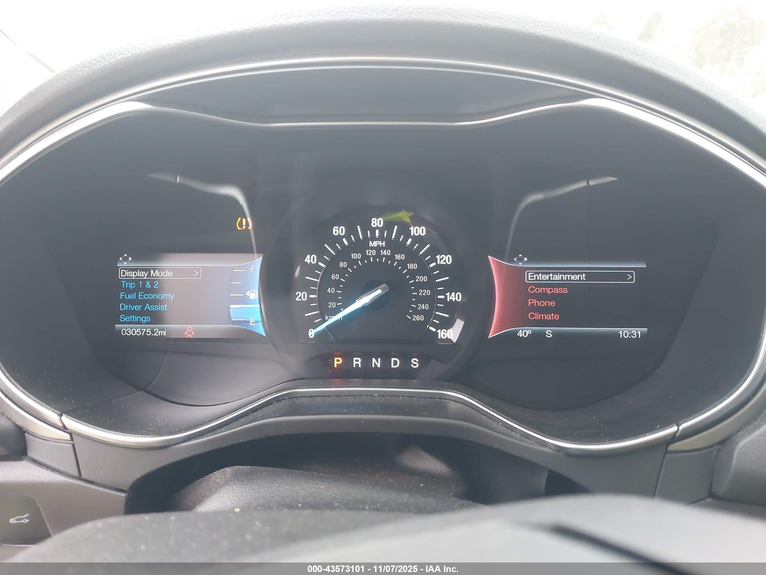 FORD FUSION image 7