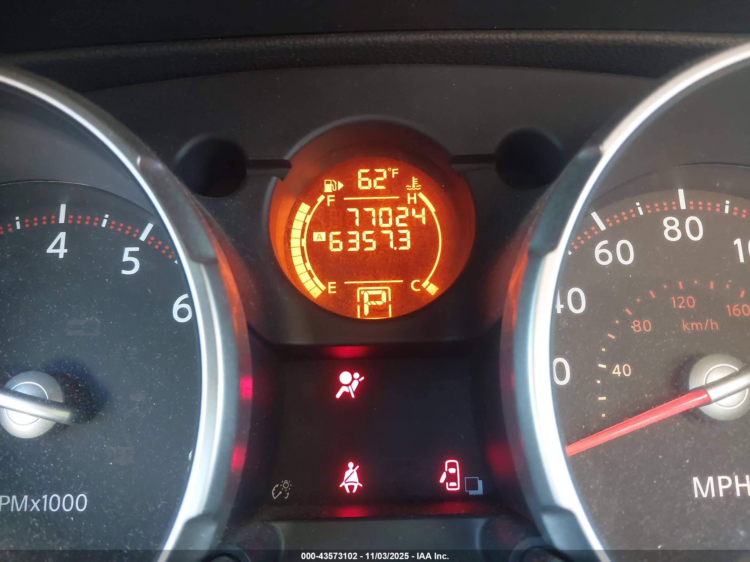 NISSAN ROGUE image 7