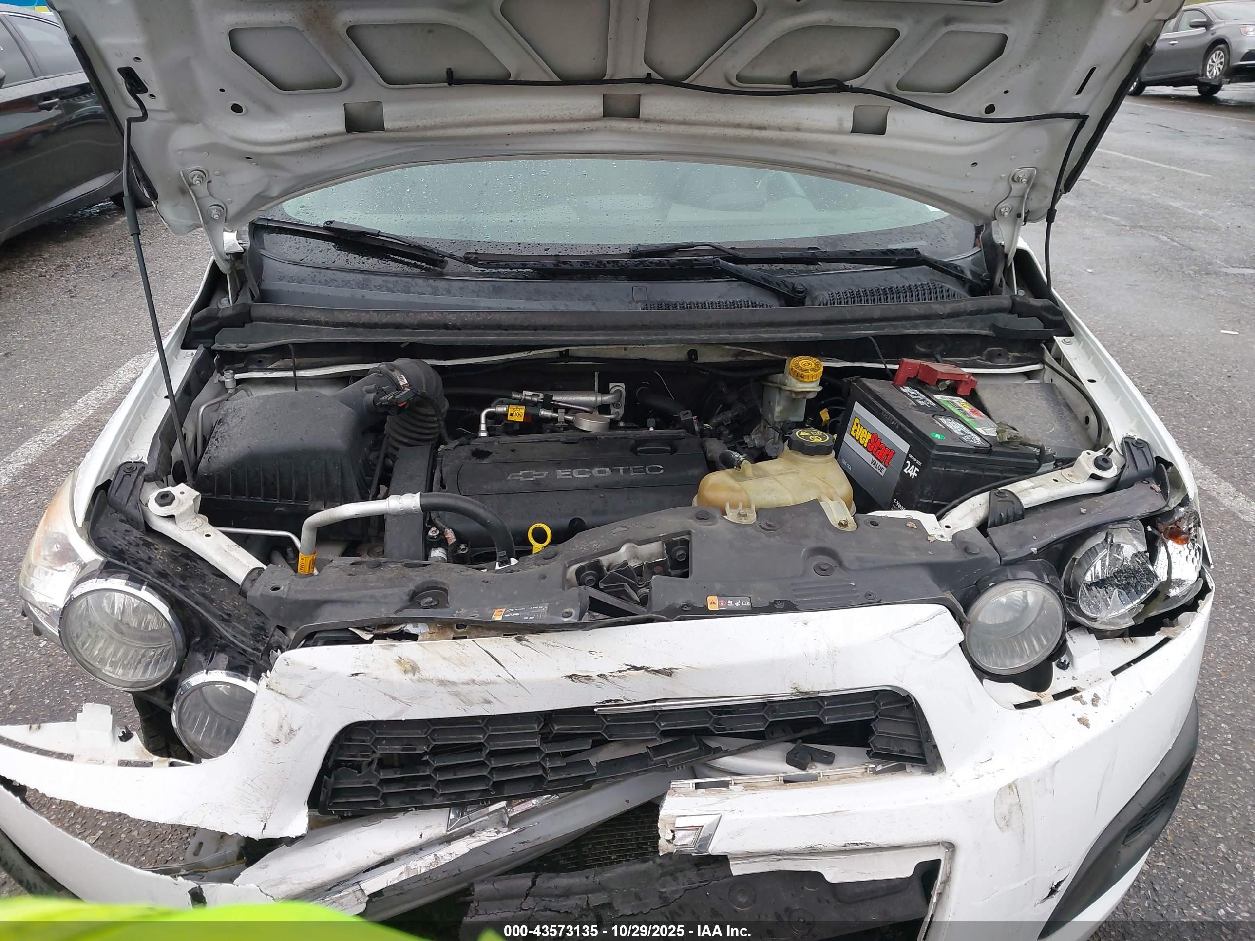 CHEVROLET SONIC image 10