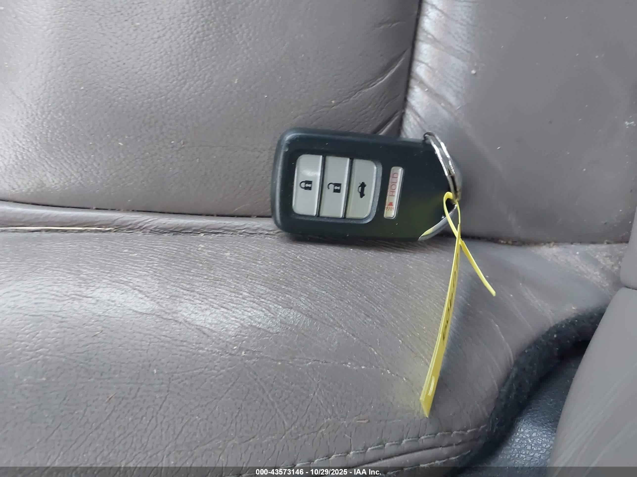 HONDA CIVIC image 11