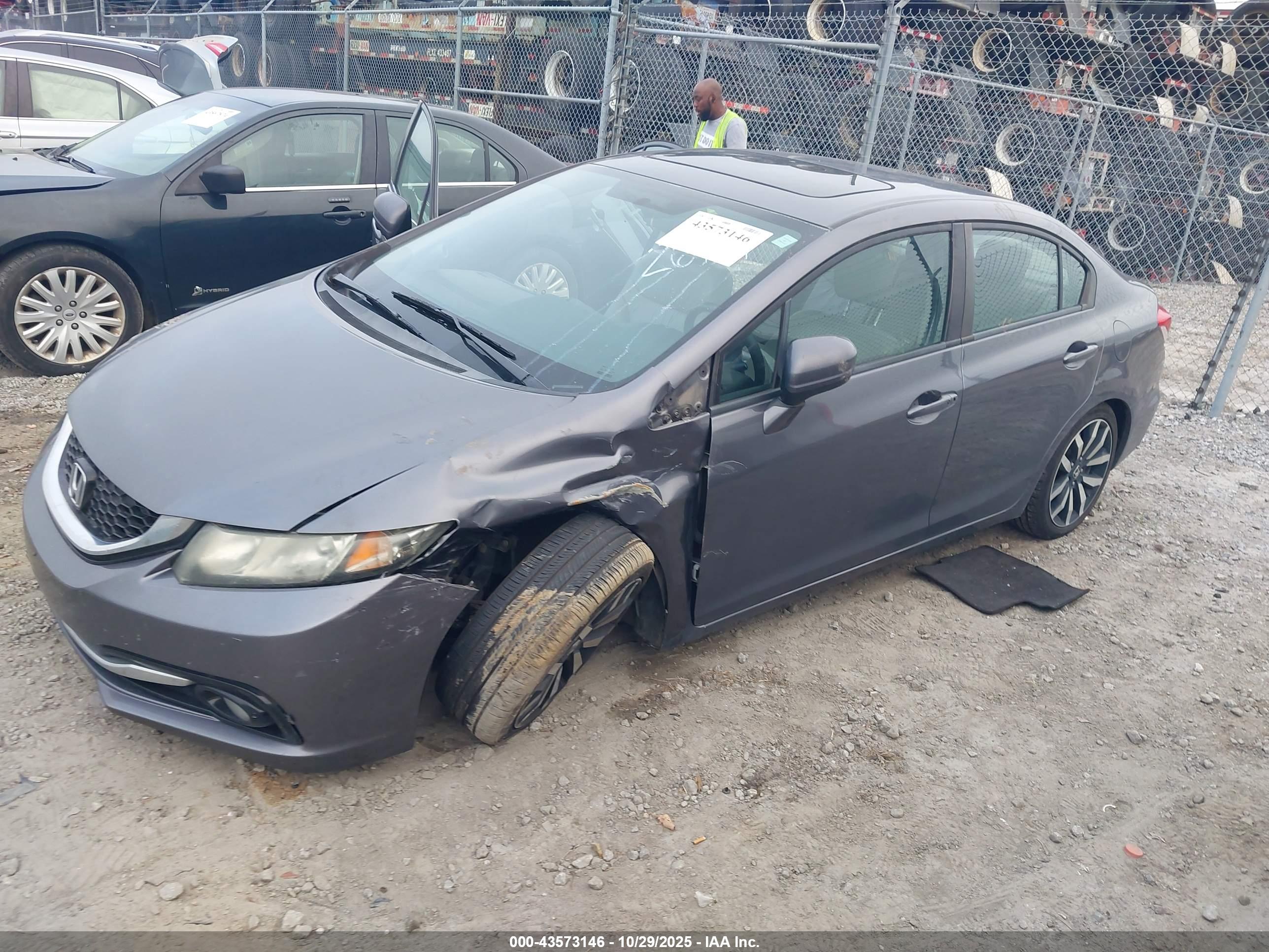 HONDA CIVIC image 2