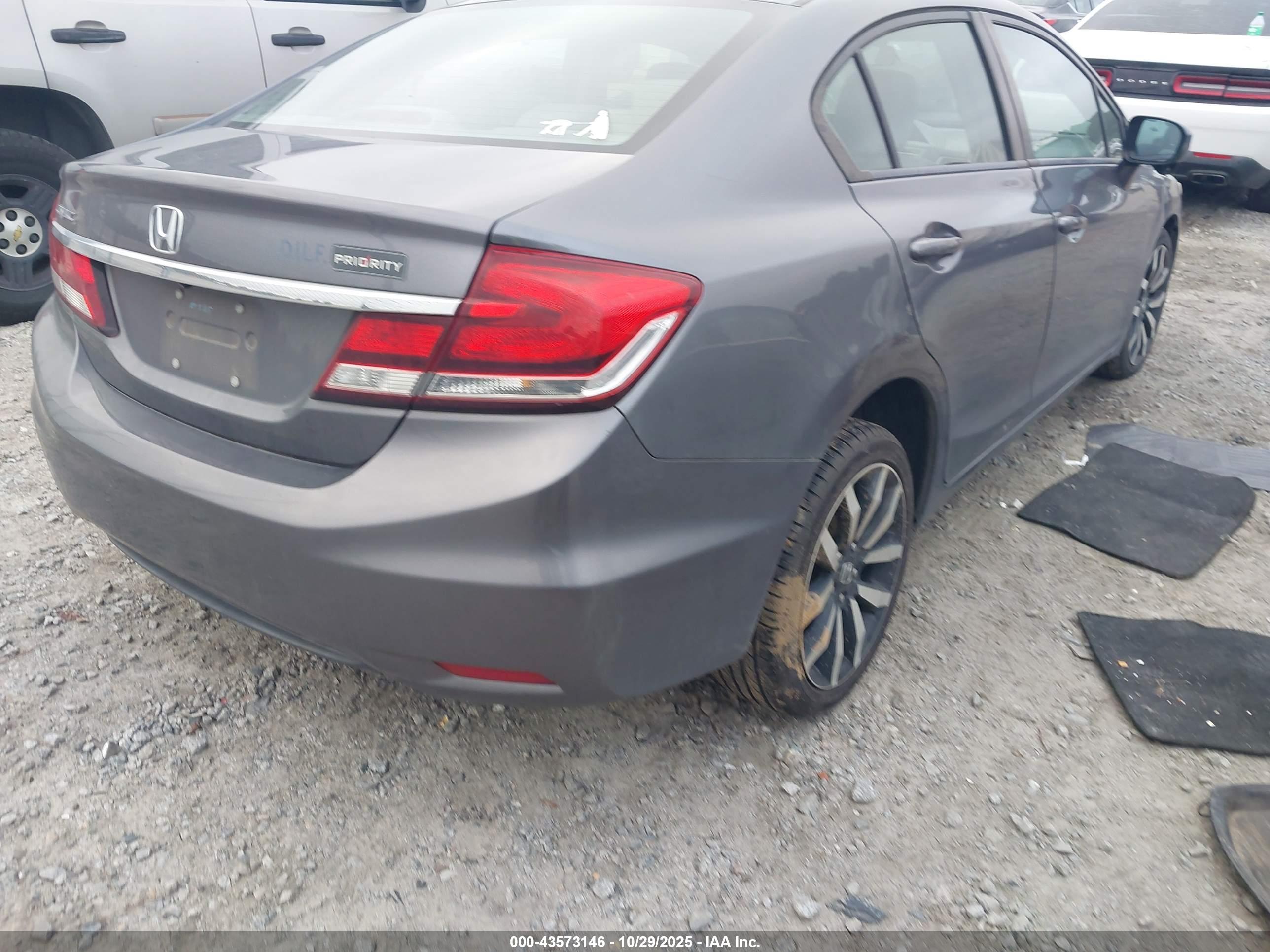 HONDA CIVIC image 4
