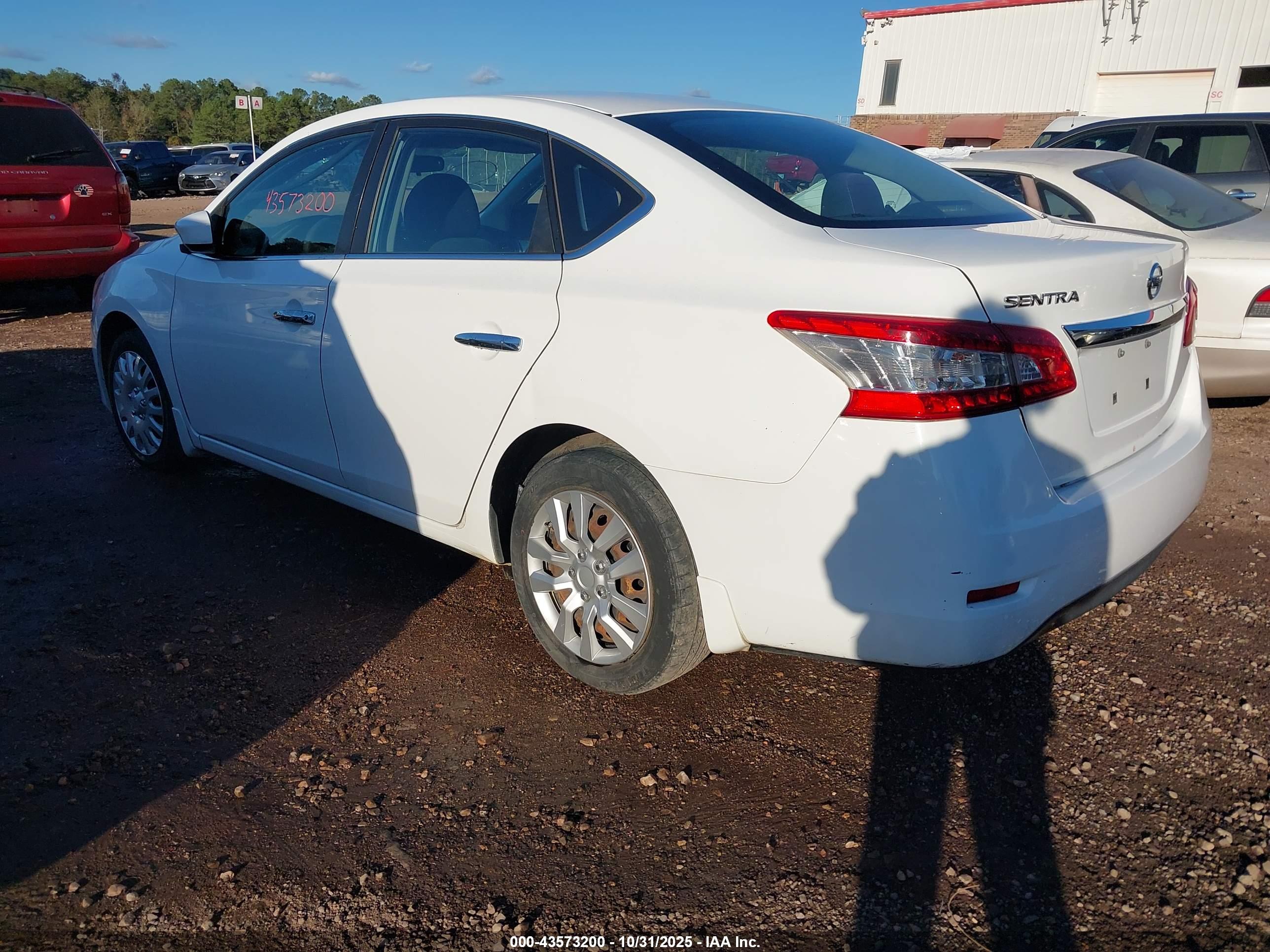 NISSAN SENTRA image 3