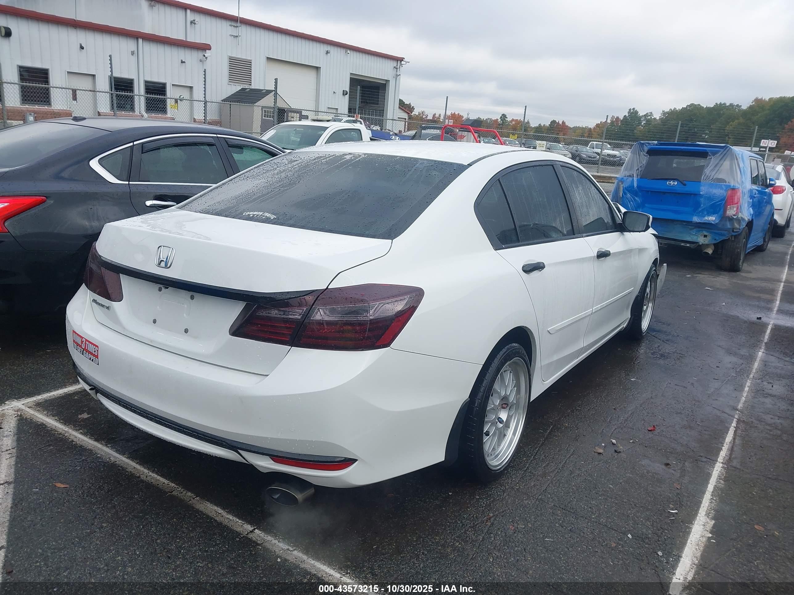 HONDA ACCORD image 4