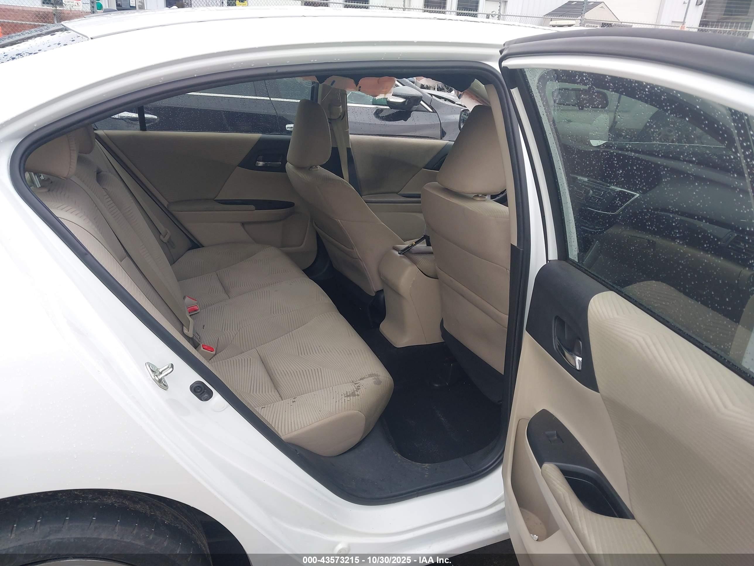 HONDA ACCORD image 8