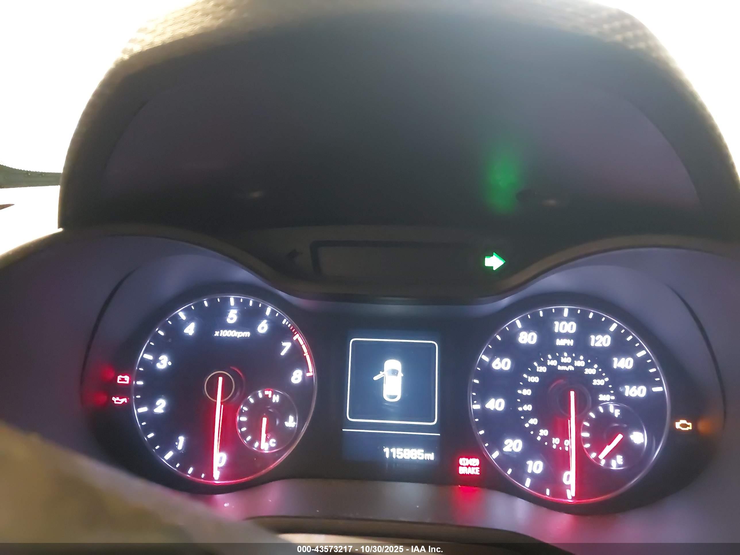 HYUNDAI VELOSTER image 7