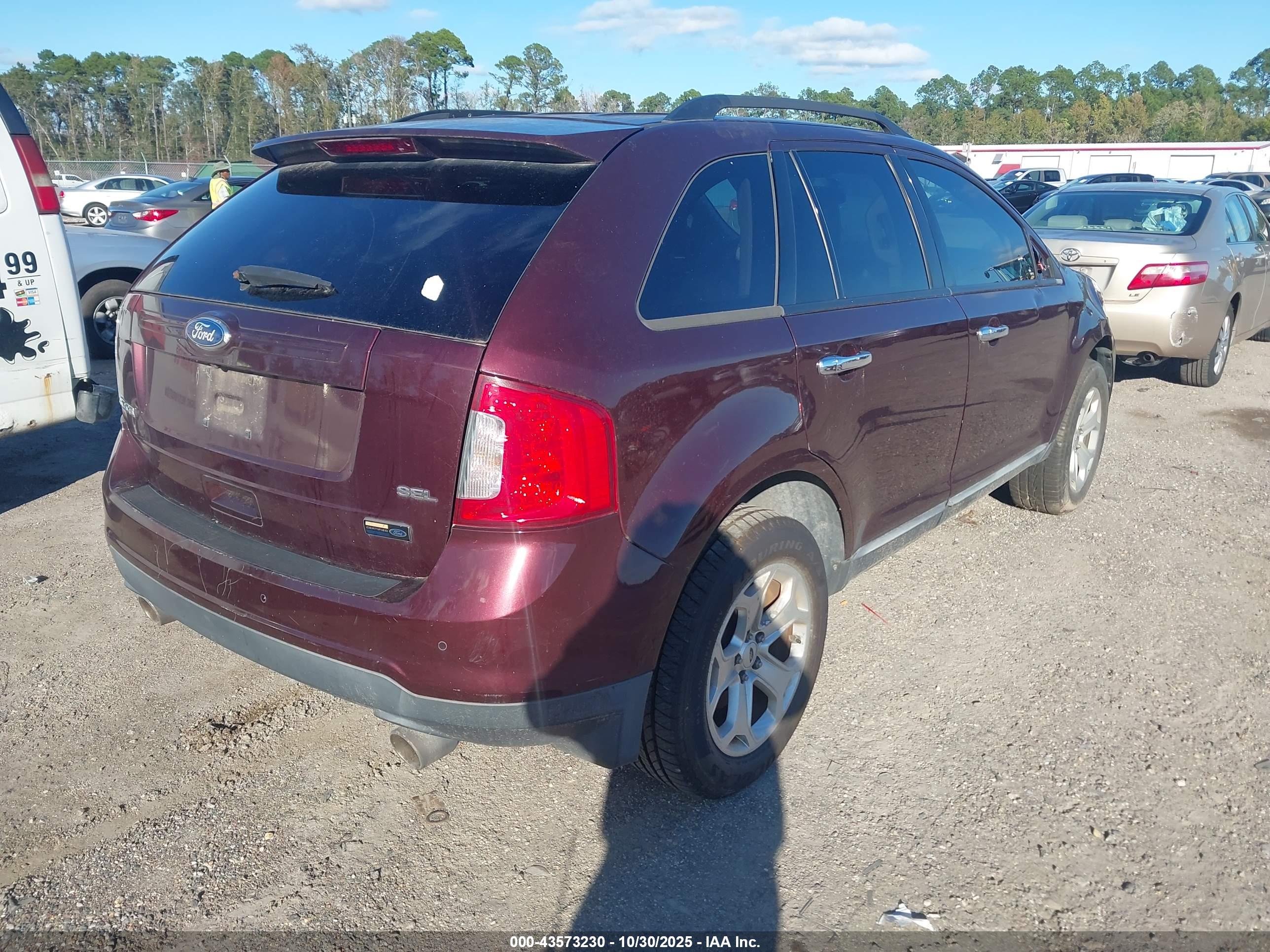 FORD EDGE image 4